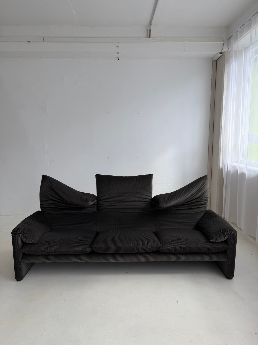 1970s Maralunga Three-Seater Sofa by Vico Magistretti for Cassina