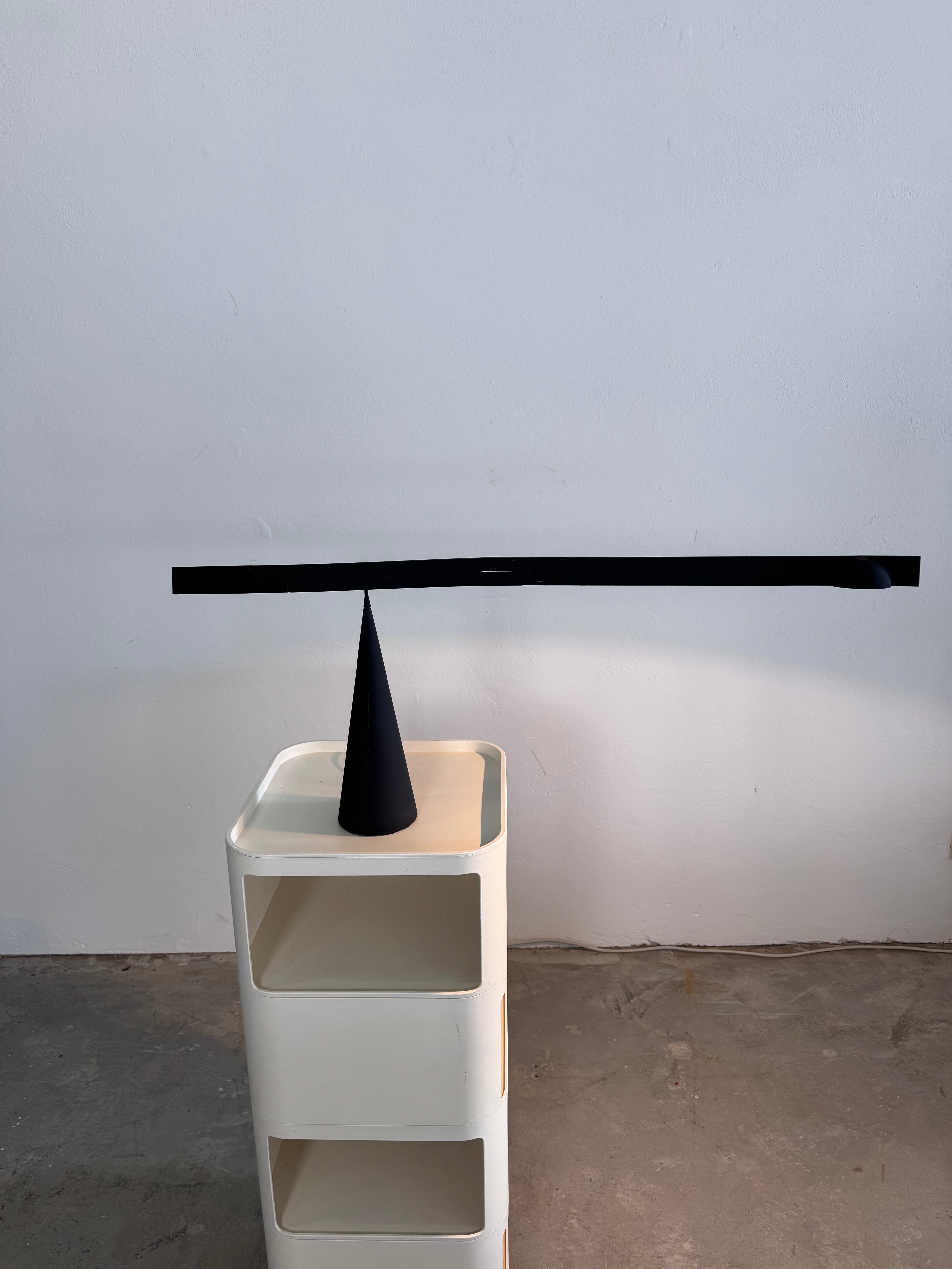 Italiana Luce Tabla Tischlampe, Barbaglia & Colombo, 1980er Postmodern, verstellbare Halogen Designleuchte