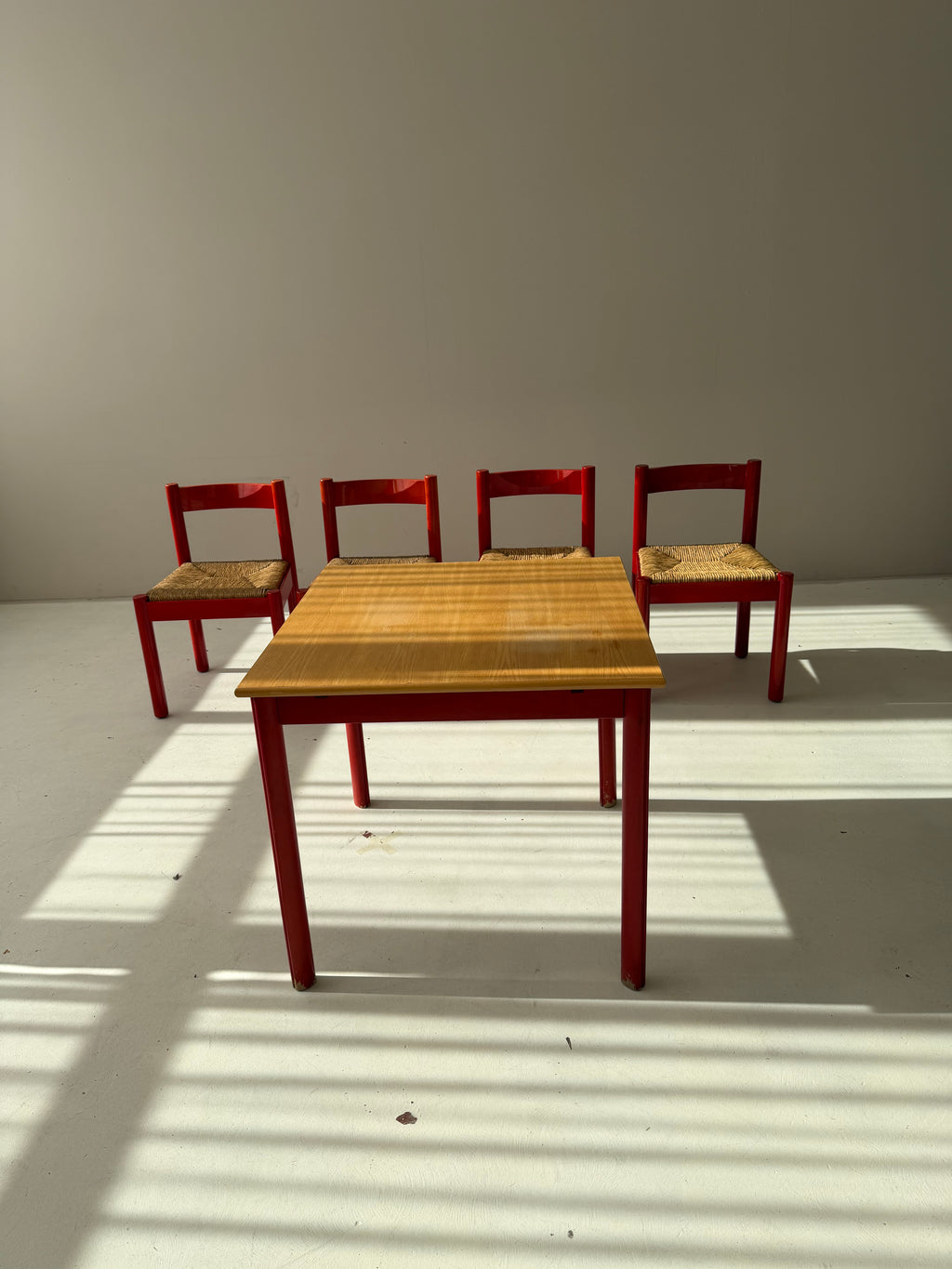 SET of 4 Vintage Red Carimate Chairs style by Vico Magistretti / Wooden Dining Chairs with Woven Seat / Made in Italy / 1970s
