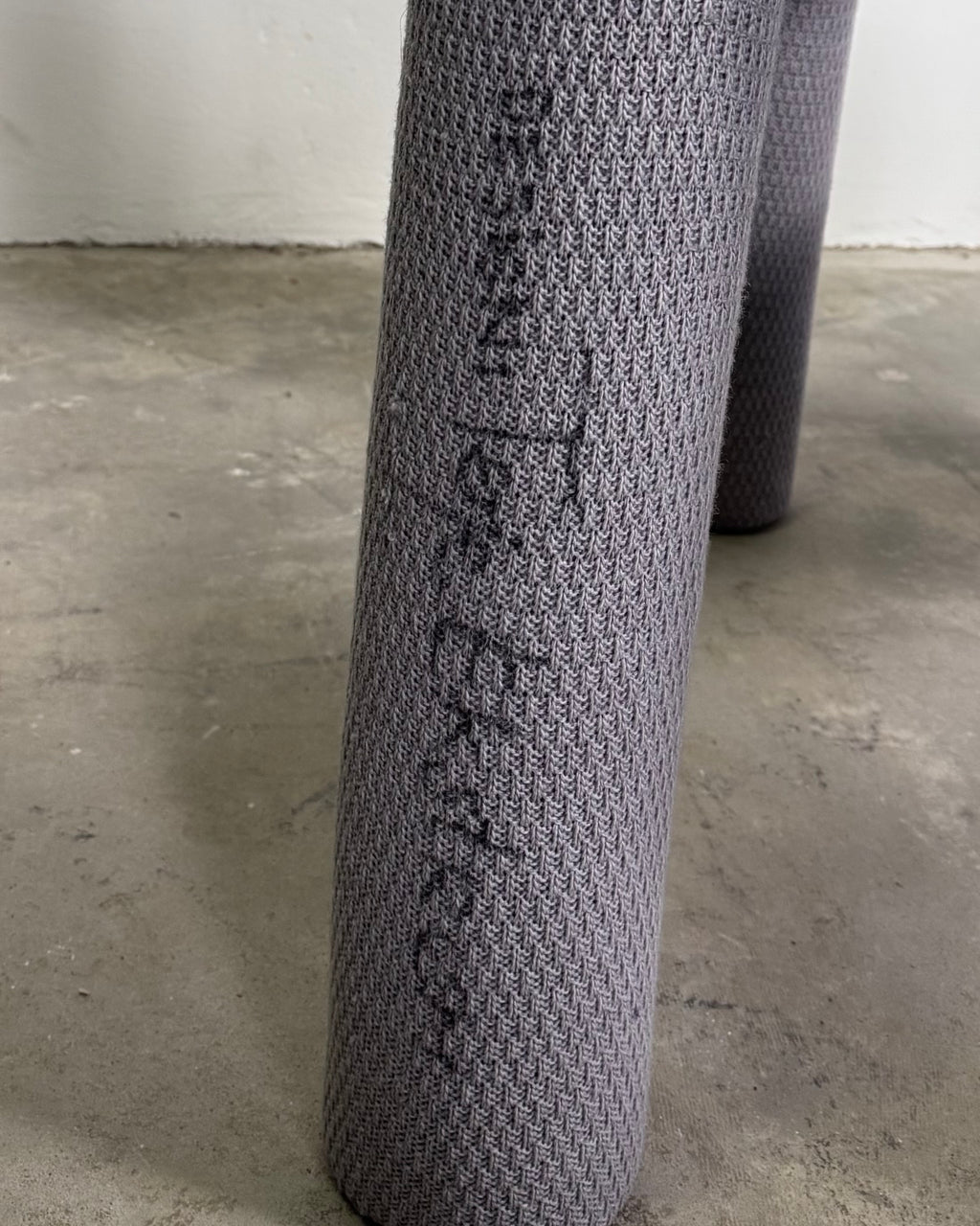 Terje Ekstrøm „Ekstrem“ Sessel - signiertes Original aus den 1980ern - Norwegisches Postmodern Design