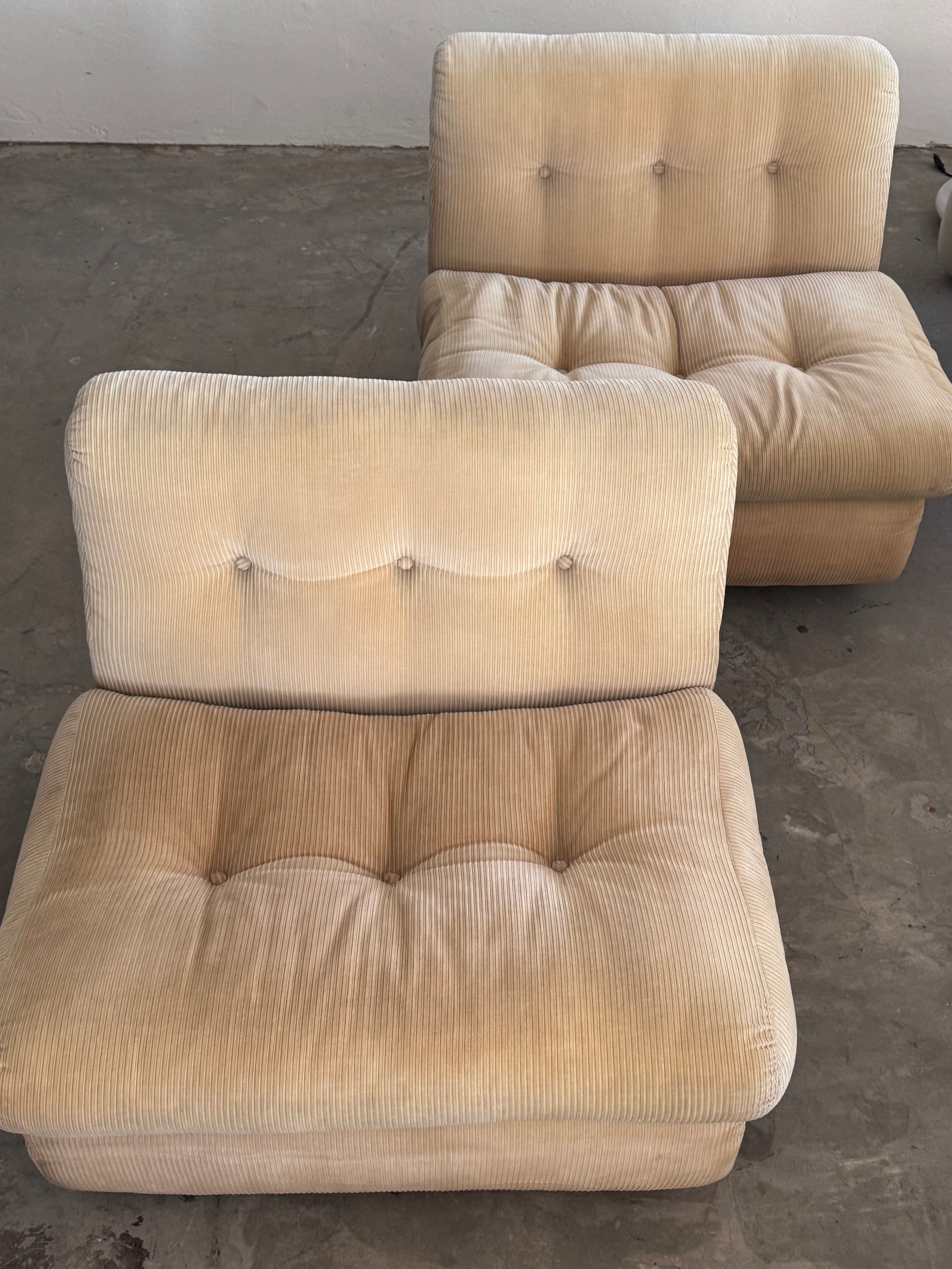 Amanta armchair Sessel by Mario Bellini braune Fiberglass Schale heller Bezugsstoff, C&B Italia