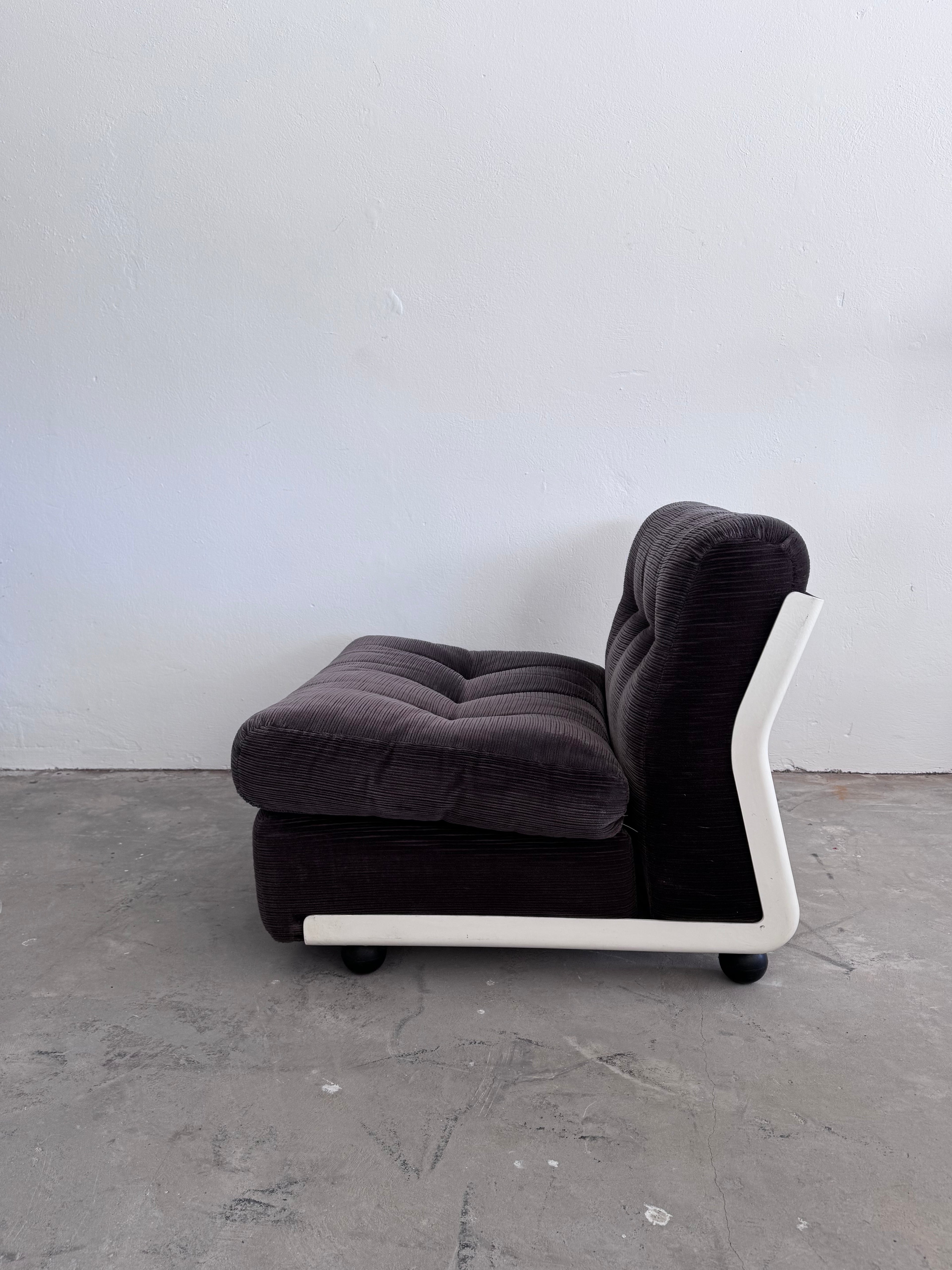 Amanta armchair Sessel by Mario Bellini dunkel brauner Bezugsstoff, C&B Italia (Kopie)