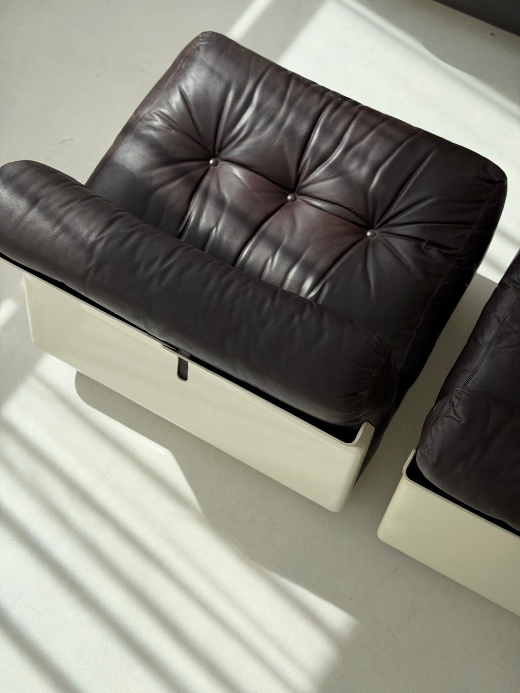 1/5 Vintage Amanta Lounge Chair by Mario Bellini for C&B Italia, Original Leather & Fiberglass, 1970s Italian Design
