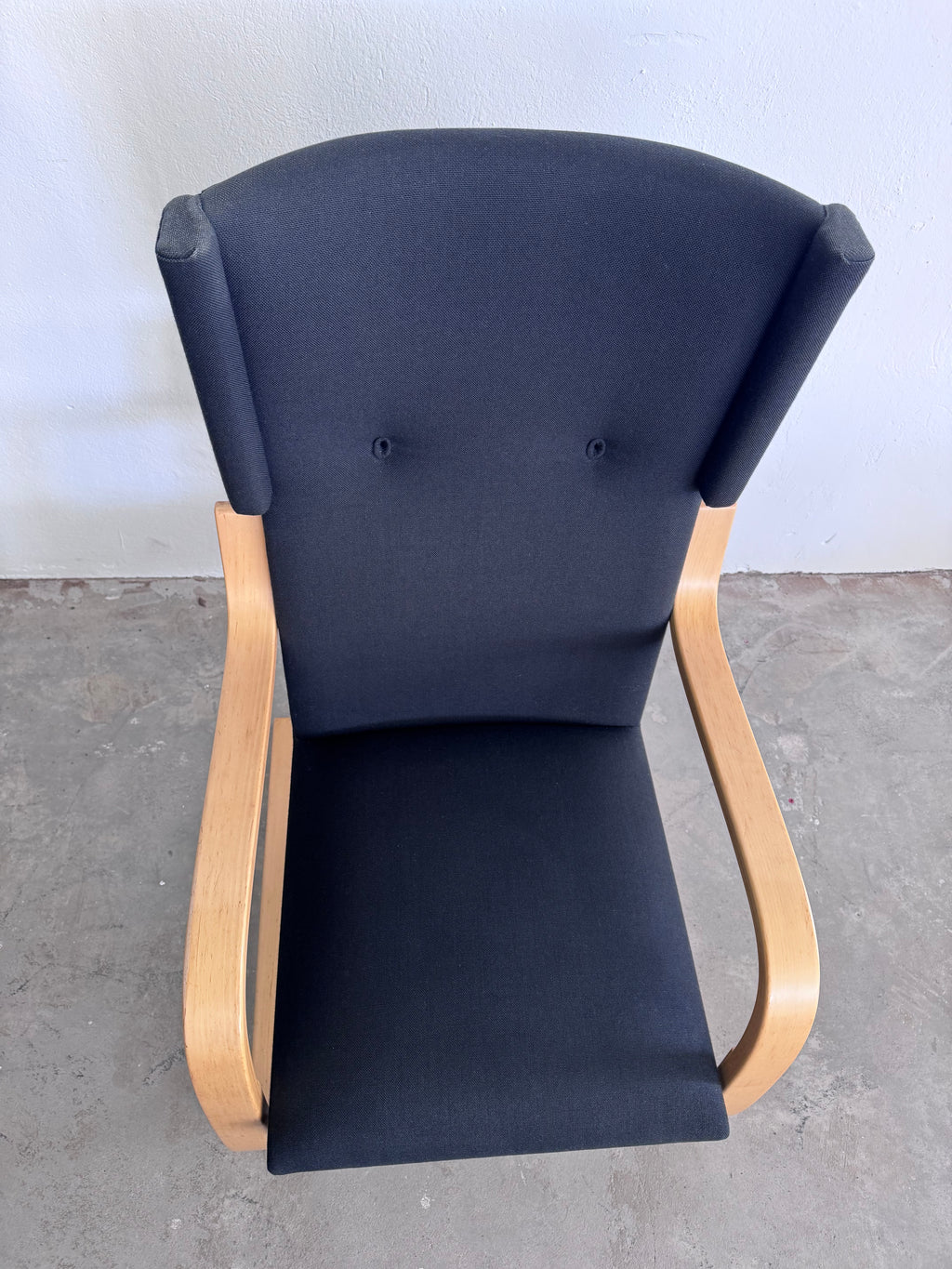 Alvar Aalto 36/401 Freischwinger Sessel für Artek, 1950er – Birke & schwarzer Stoff, Mid-Century Design