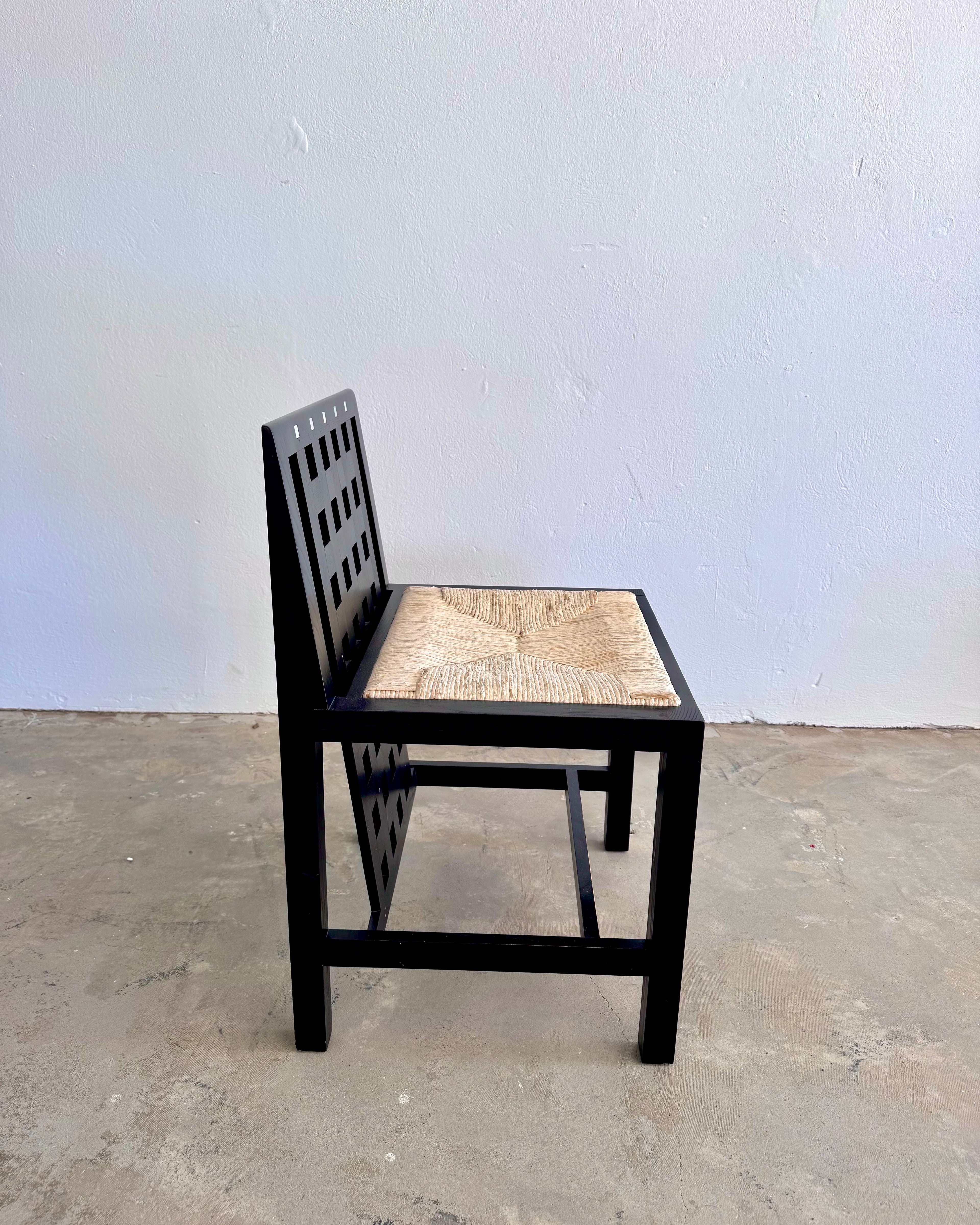 6 Vintage Mackintosh DS3 Dining Chairs for Cassina – Black Wood & Rush Seat – Postmodern Design Set