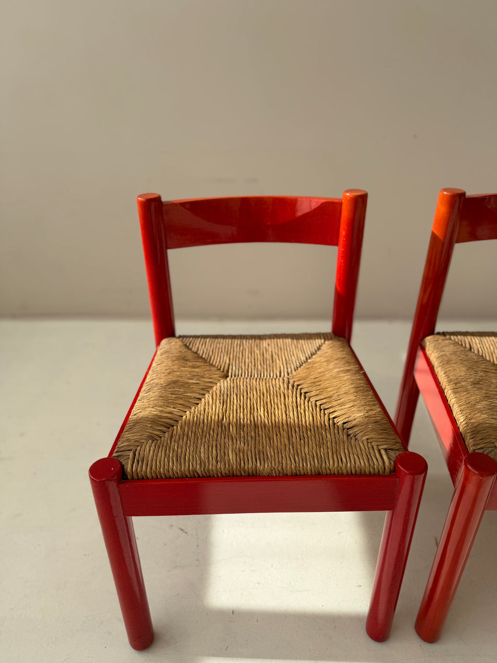 SET of 4 Vintage Red Carimate Chairs style by Vico Magistretti / Wooden Dining Chairs with Woven Seat / Made in Italy / 1970s