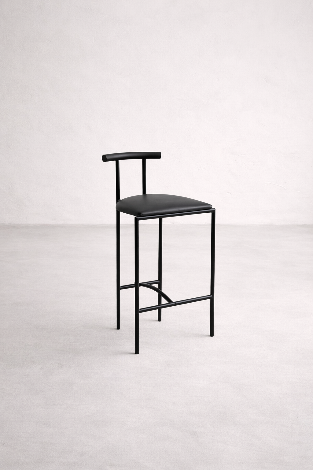 Tokyo“-bar Stühle von Rodney Kinsman, 1985 – schwarzes Stahlrohr & Kunstleder