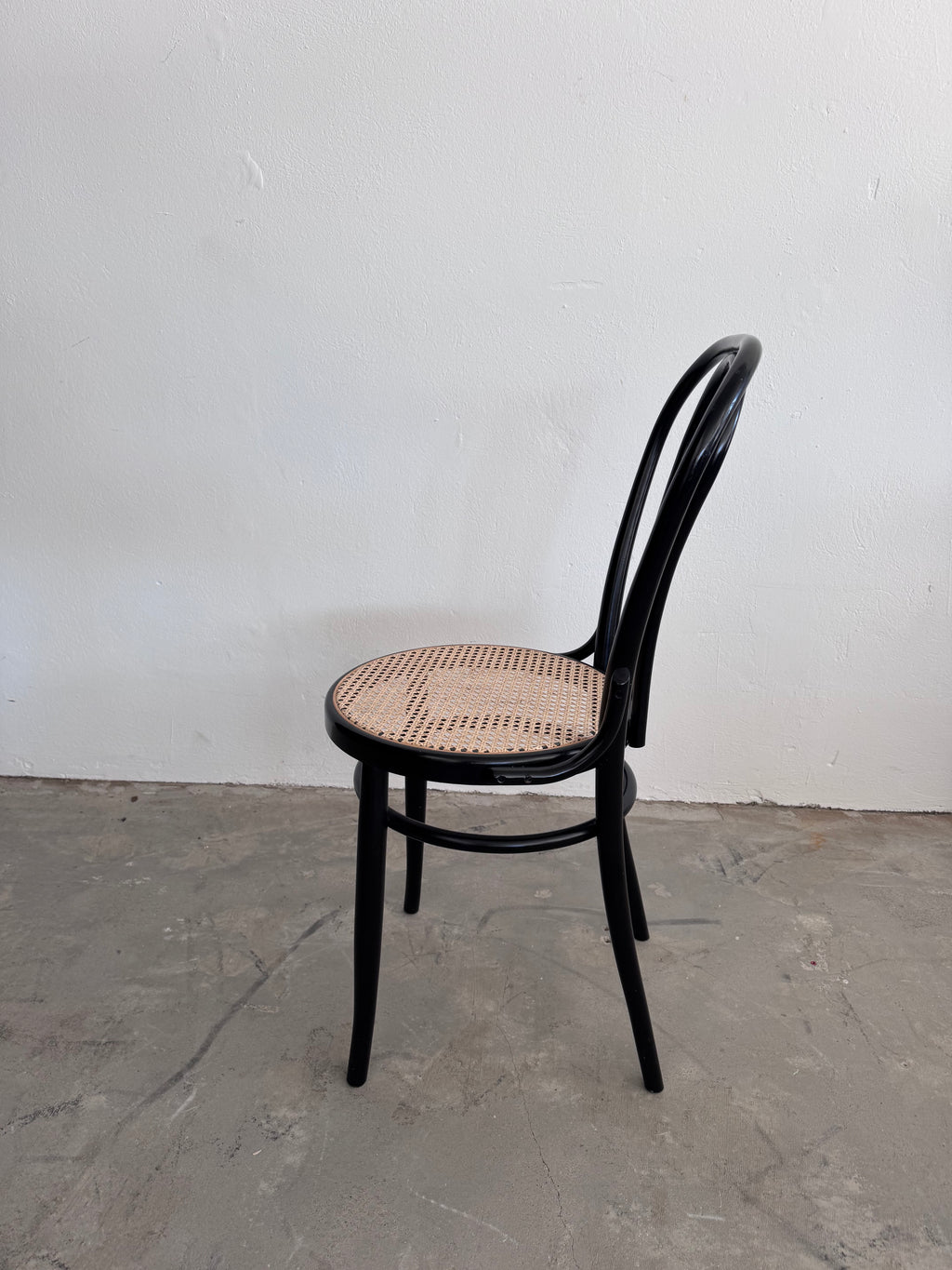 Thonet Nr. 18 Stuhl aus Buchenholz & Wiener Geflecht, 1960er – zugeschrieben Thonet / Herbatschek