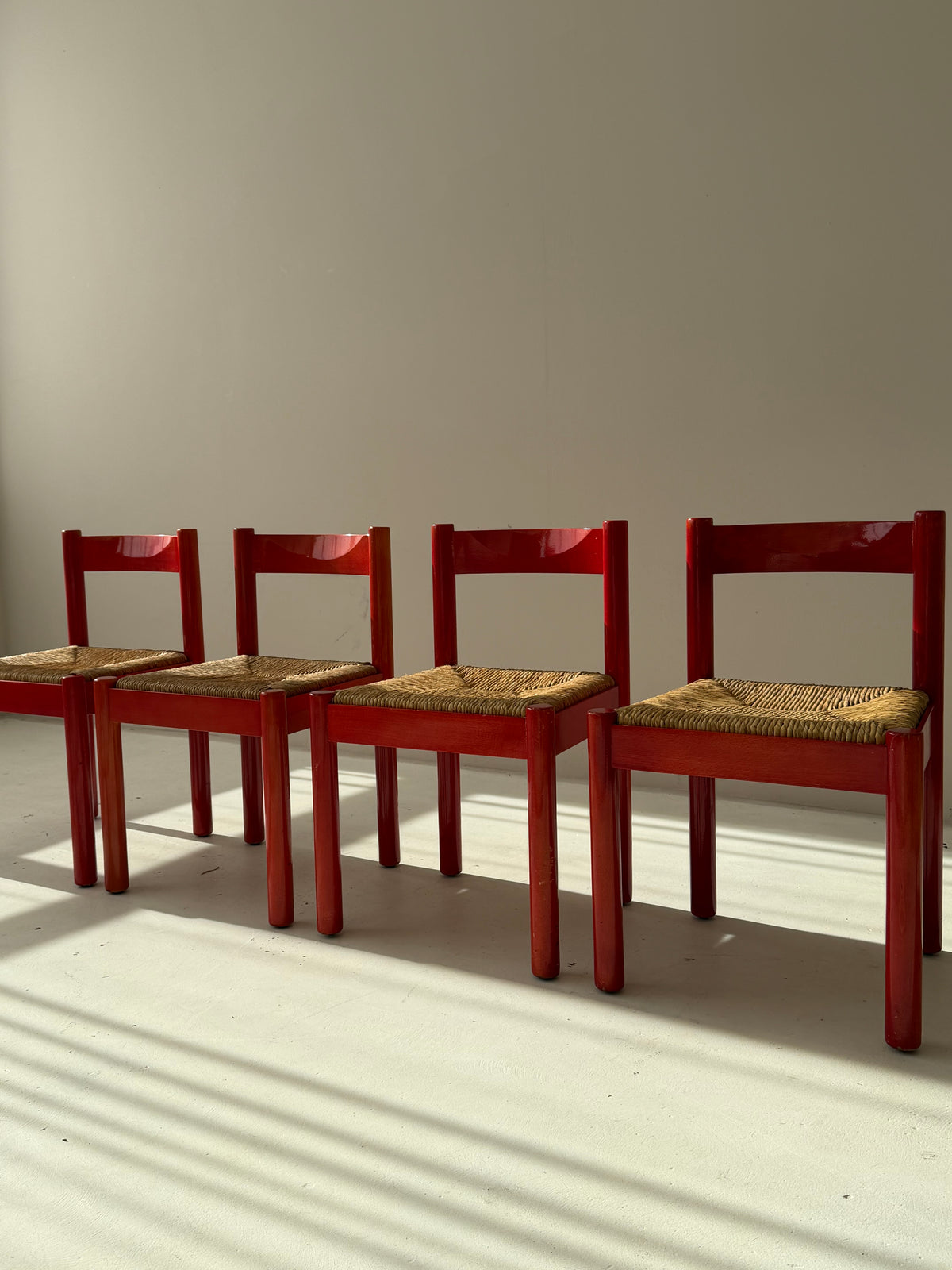 SET of 4 Vintage Red Carimate Chairs style by Vico Magistretti / Wooden Dining Chairs with Woven Seat / Made in Italy / 1970s