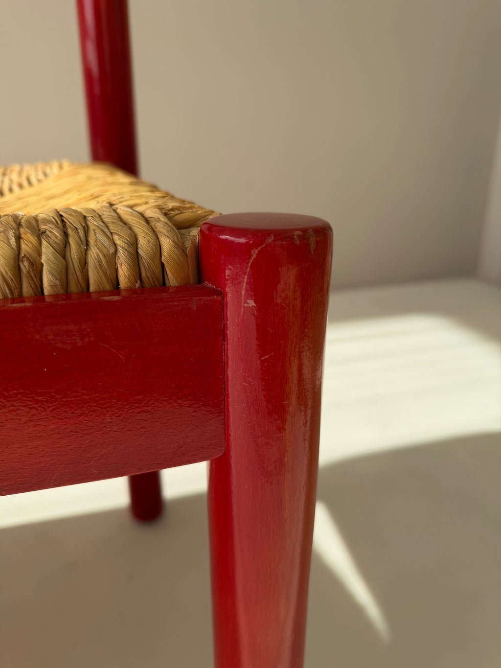 SET of 4 Vintage Red Carimate Chairs style by Vico Magistretti / Wooden Dining Chairs with Woven Seat / Made in Italy / 1970s