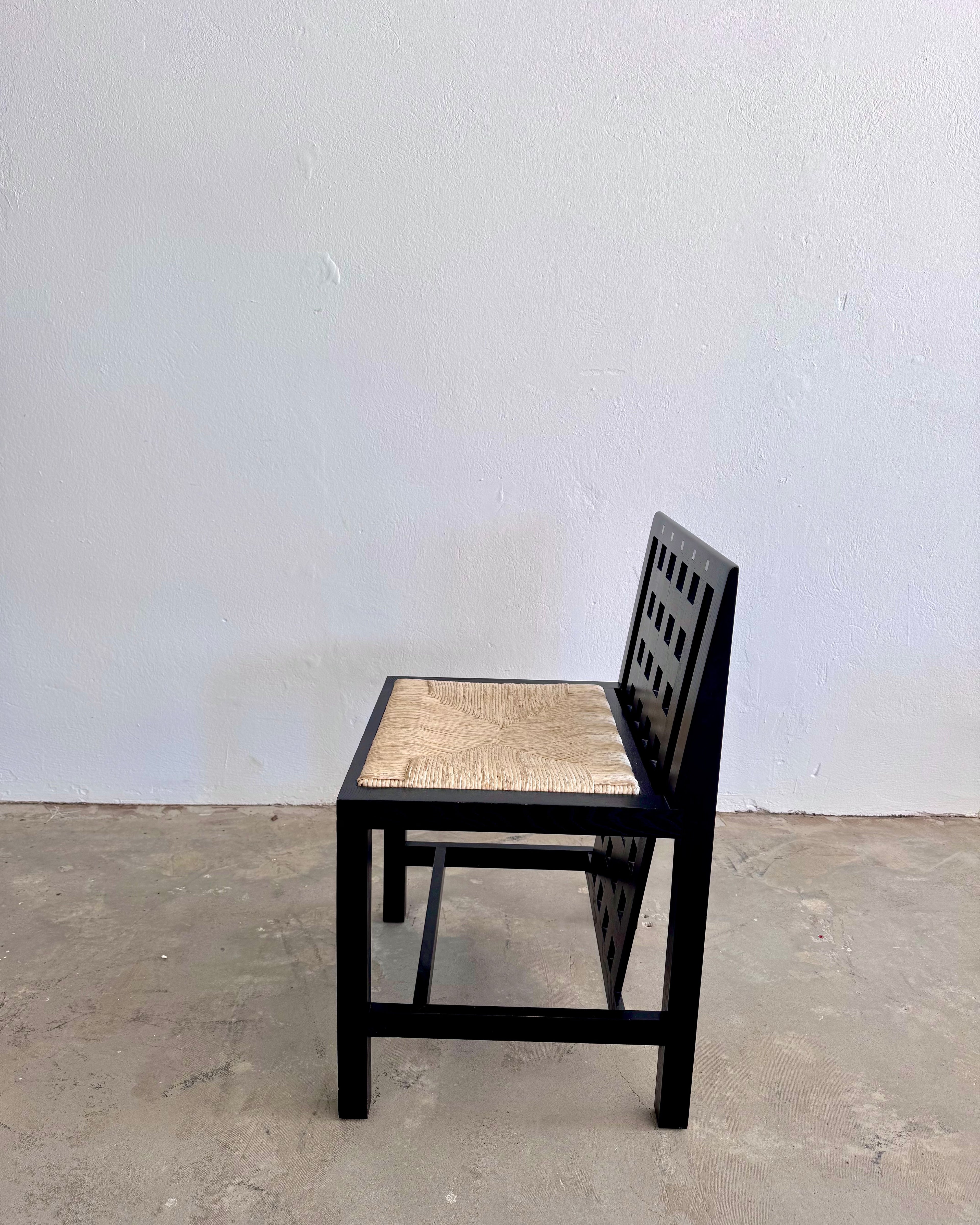 6 Vintage Mackintosh DS3 Dining Chairs for Cassina – Black Wood & Rush Seat – Postmodern Design Set