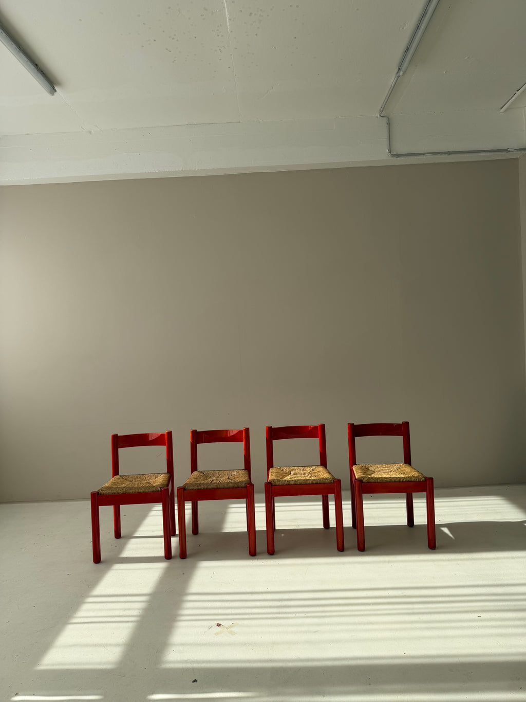 SET of 4 Vintage Red Carimate Chairs style by Vico Magistretti / Wooden Dining Chairs with Woven Seat / Made in Italy / 1970s