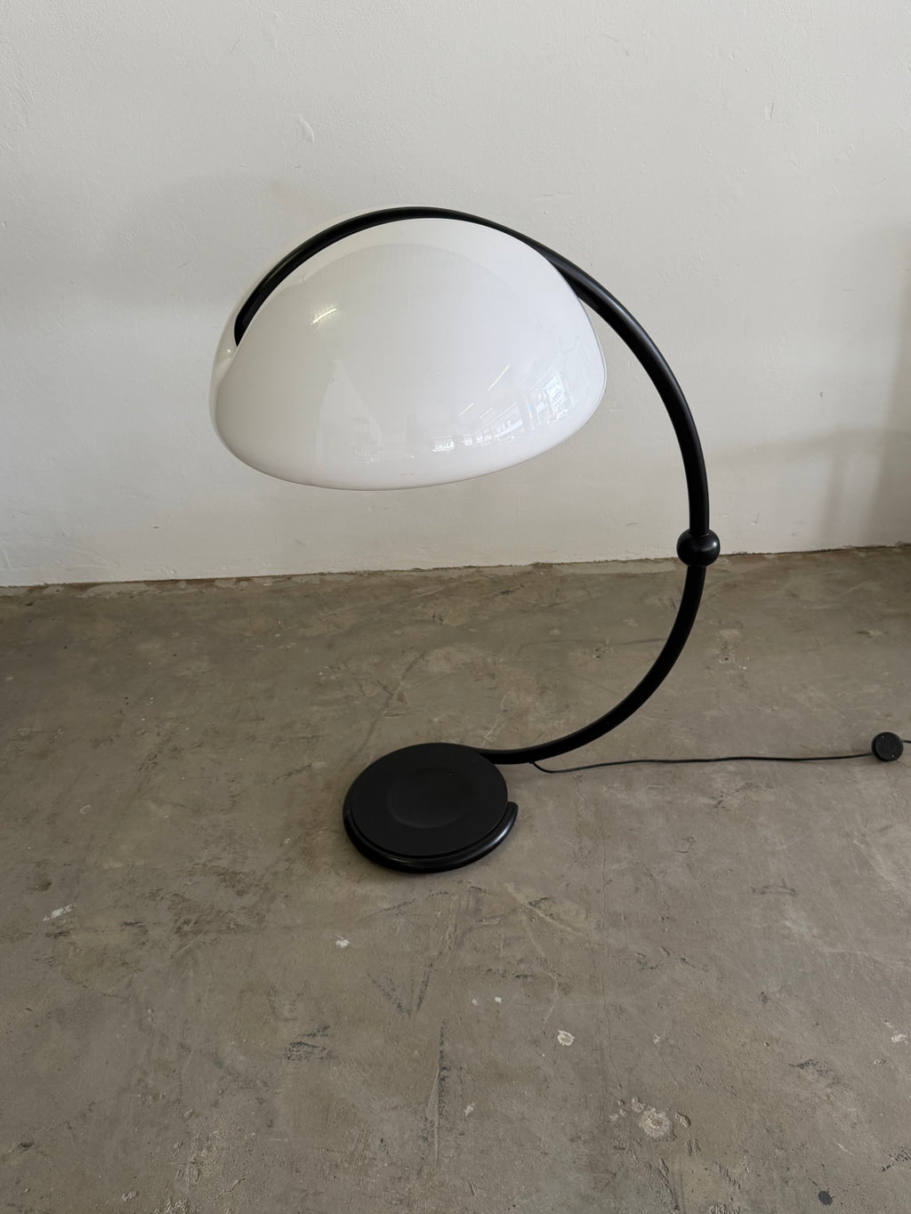 Vintage Martinelli Luce Serpente 2131 Floor Lamp by Elio Martinelli | Italian Mid Century Modern Floor Lamp | Italy 1960s