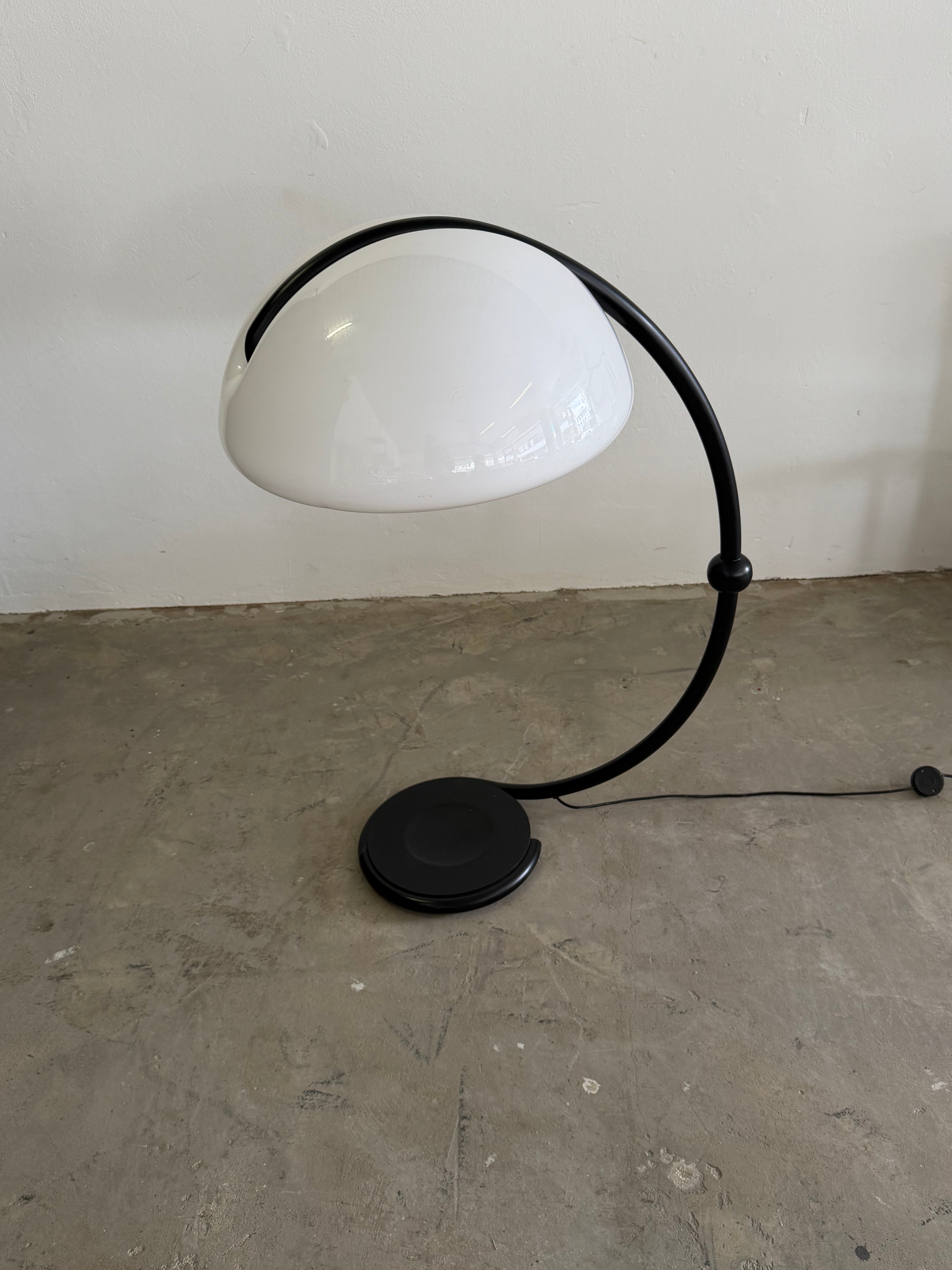 Vintage Martinelli Luce Serpente 2131 Floor Lamp by Elio Martinelli | Italian Mid Century Modern Floor Lamp | Italy 1960s