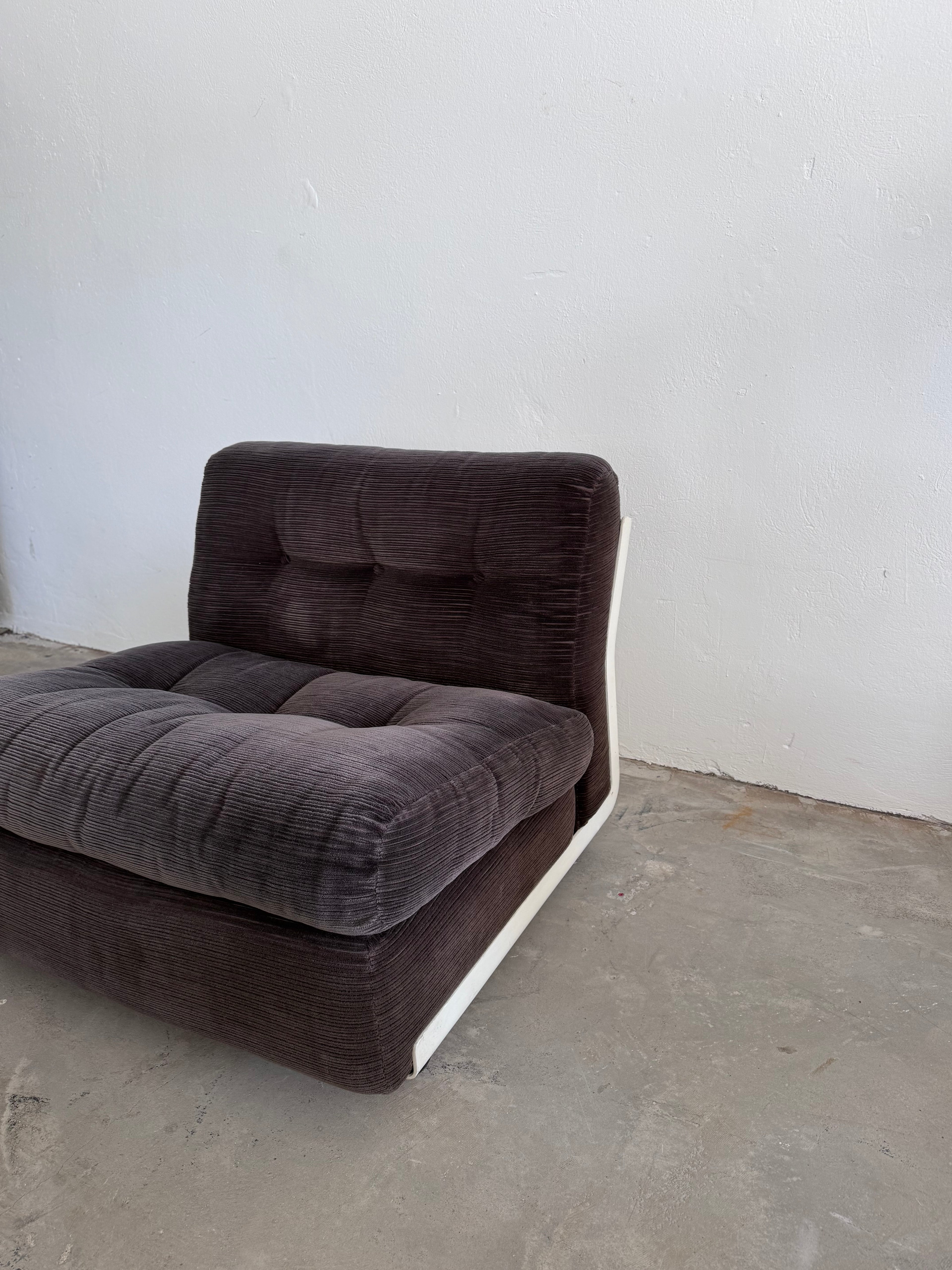Amanta armchair Sessel by Mario Bellini dunkel brauner Bezugsstoff, C&B Italia (Kopie)