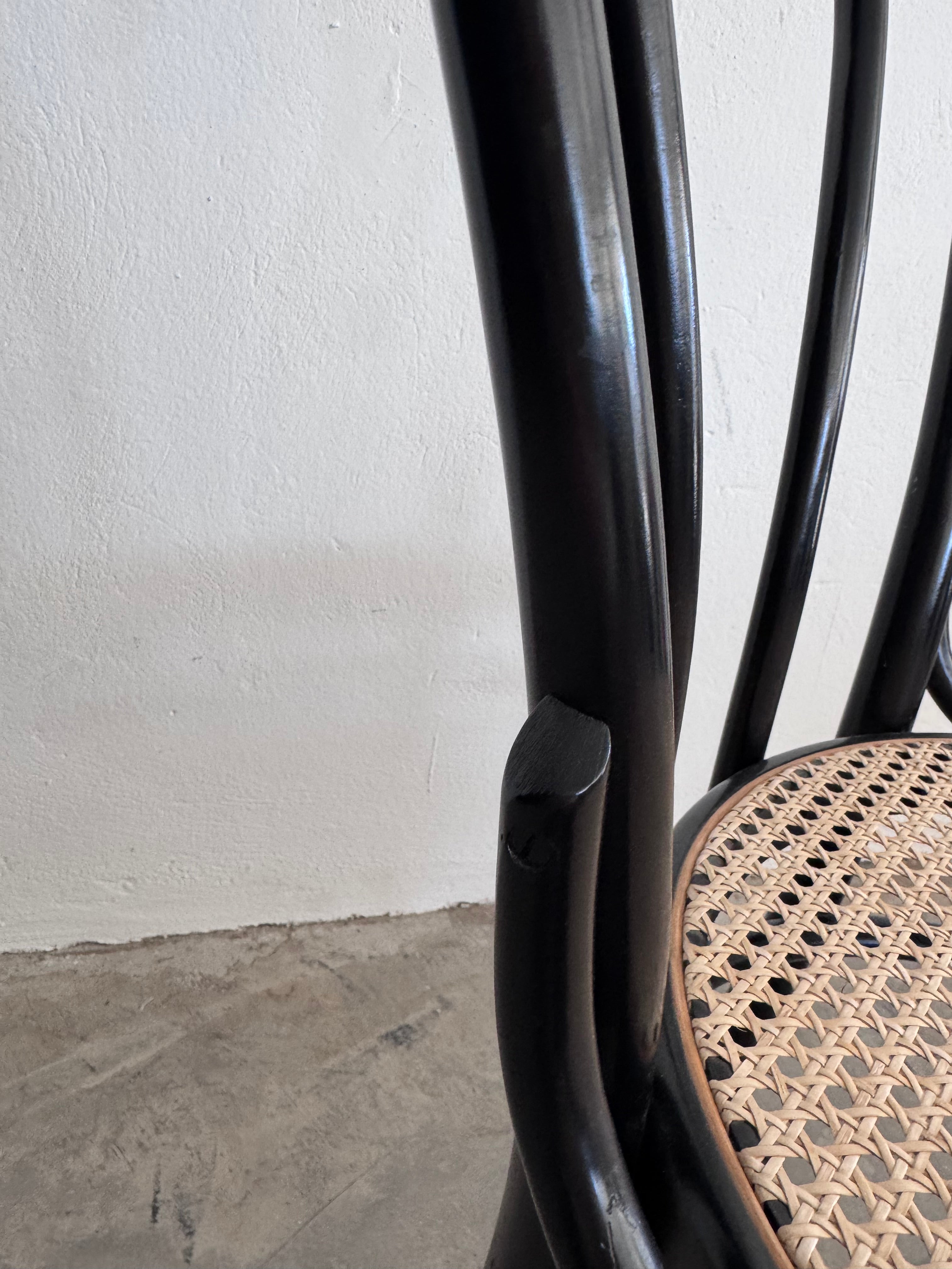 Thonet Nr. 18 Stuhl aus Buchenholz & Wiener Geflecht, 1960er – zugeschrieben Thonet / Herbatschek