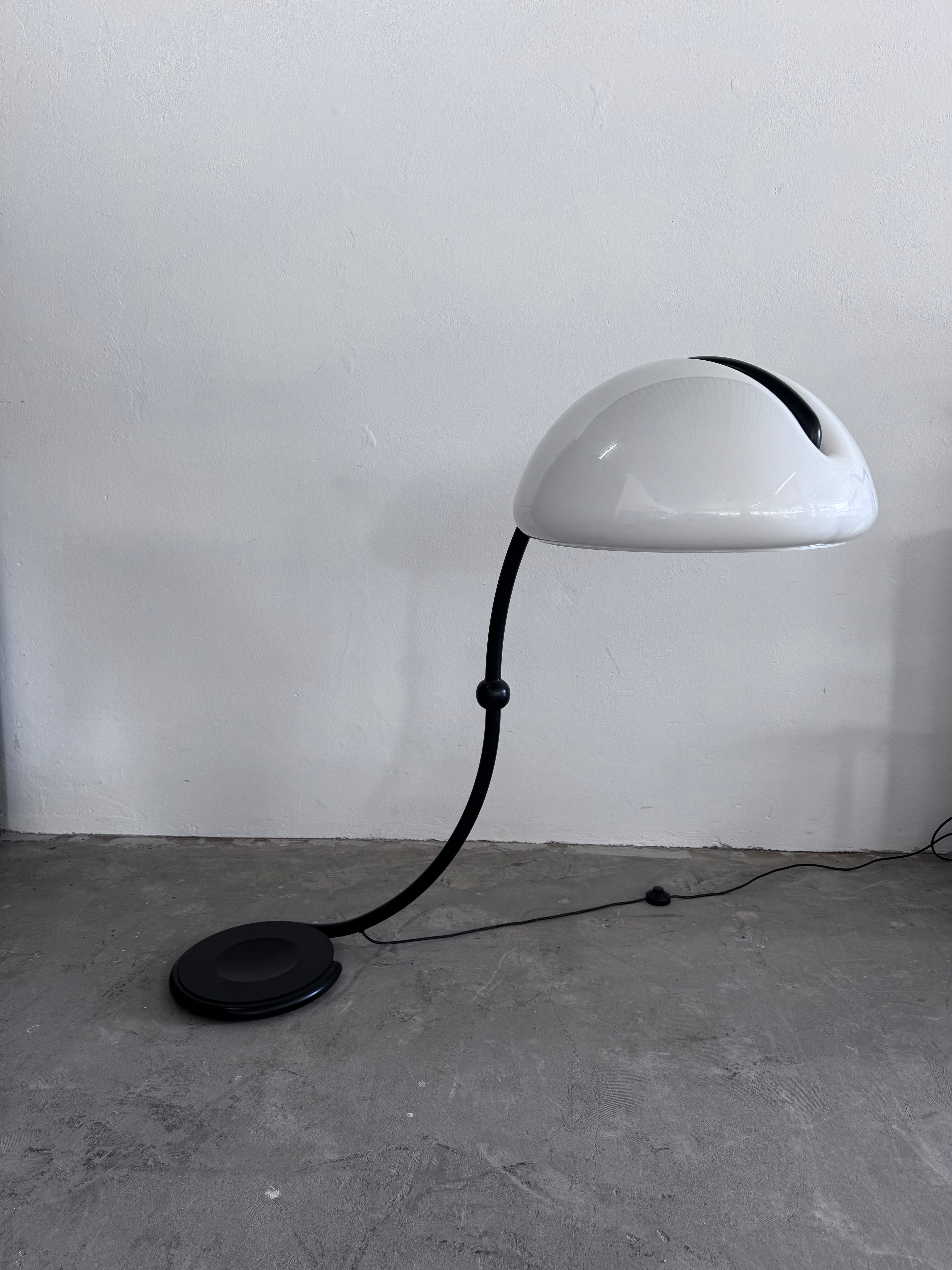 Vintage Martinelli Luce Serpente 2131 Floor Lamp by Elio Martinelli | Italian Mid Century Modern Floor Lamp | Italy 1960s