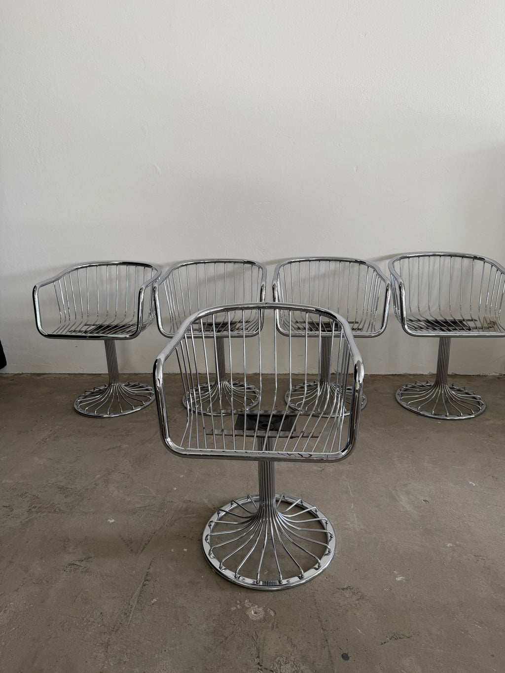 Gastone Rinaldi  Essgruppe | 4 Rima Freischwinger + Rauchglas Tisch | Italien 1970er