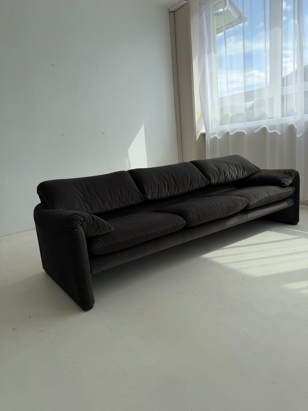 1970s Maralunga Three-Seater Sofa by Vico Magistretti for Cassina