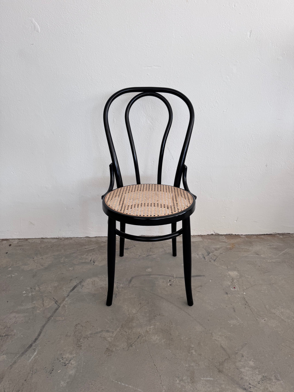 Thonet Nr. 18 Stuhl aus Buchenholz & Wiener Geflecht, 1960er – zugeschrieben Thonet / Herbatschek