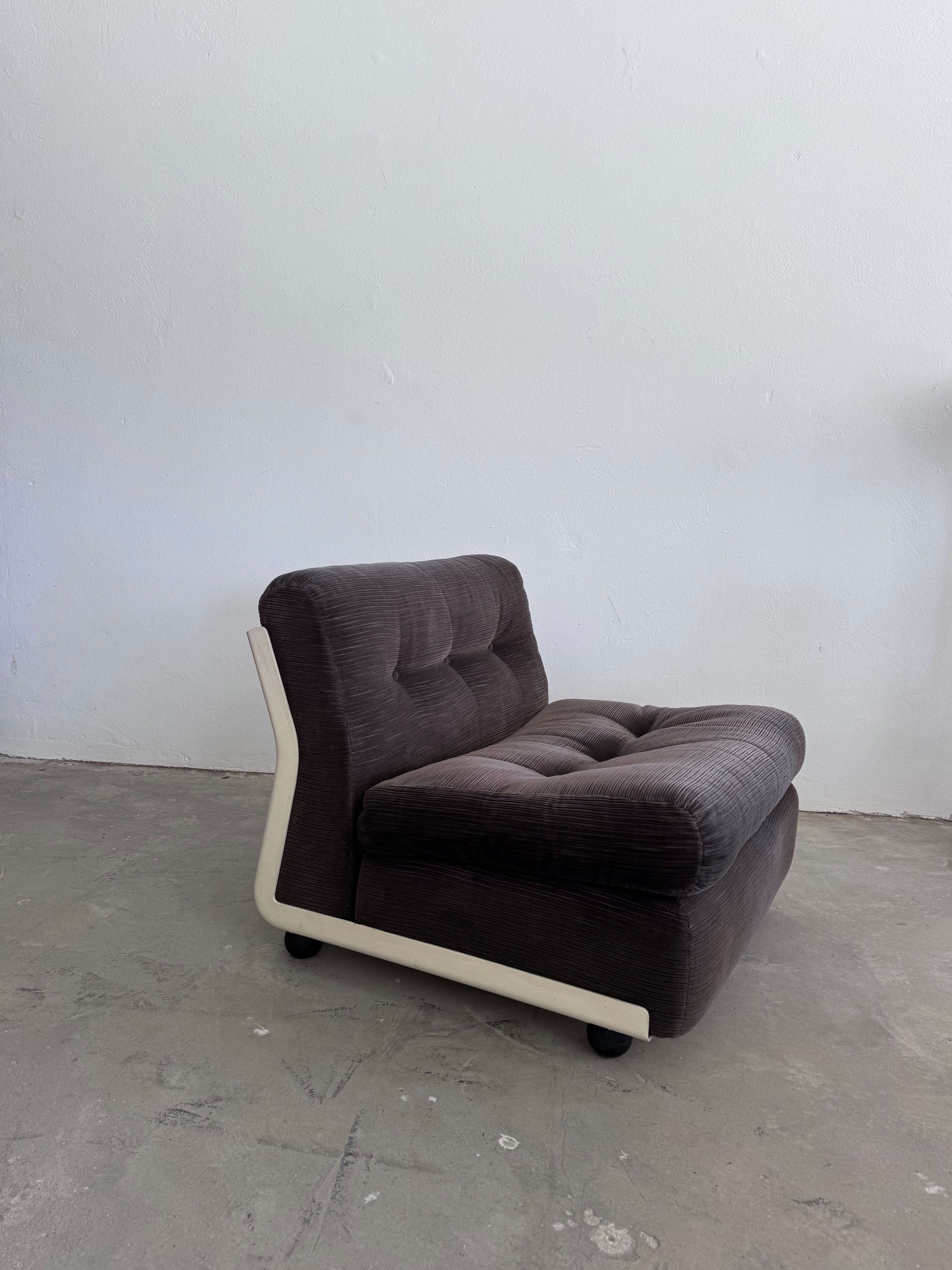 Amanta armchair Sessel by Mario Bellini dunkel brauner Bezugsstoff, C&B Italia (Kopie)