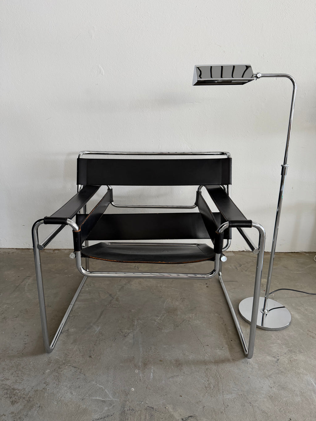 Florian Schulz Stehlampe, 1970er – Verchromte Hollywood Regency Designleuchte – Höhenverstellbar & Schwenkbar – Vintage Deutschland