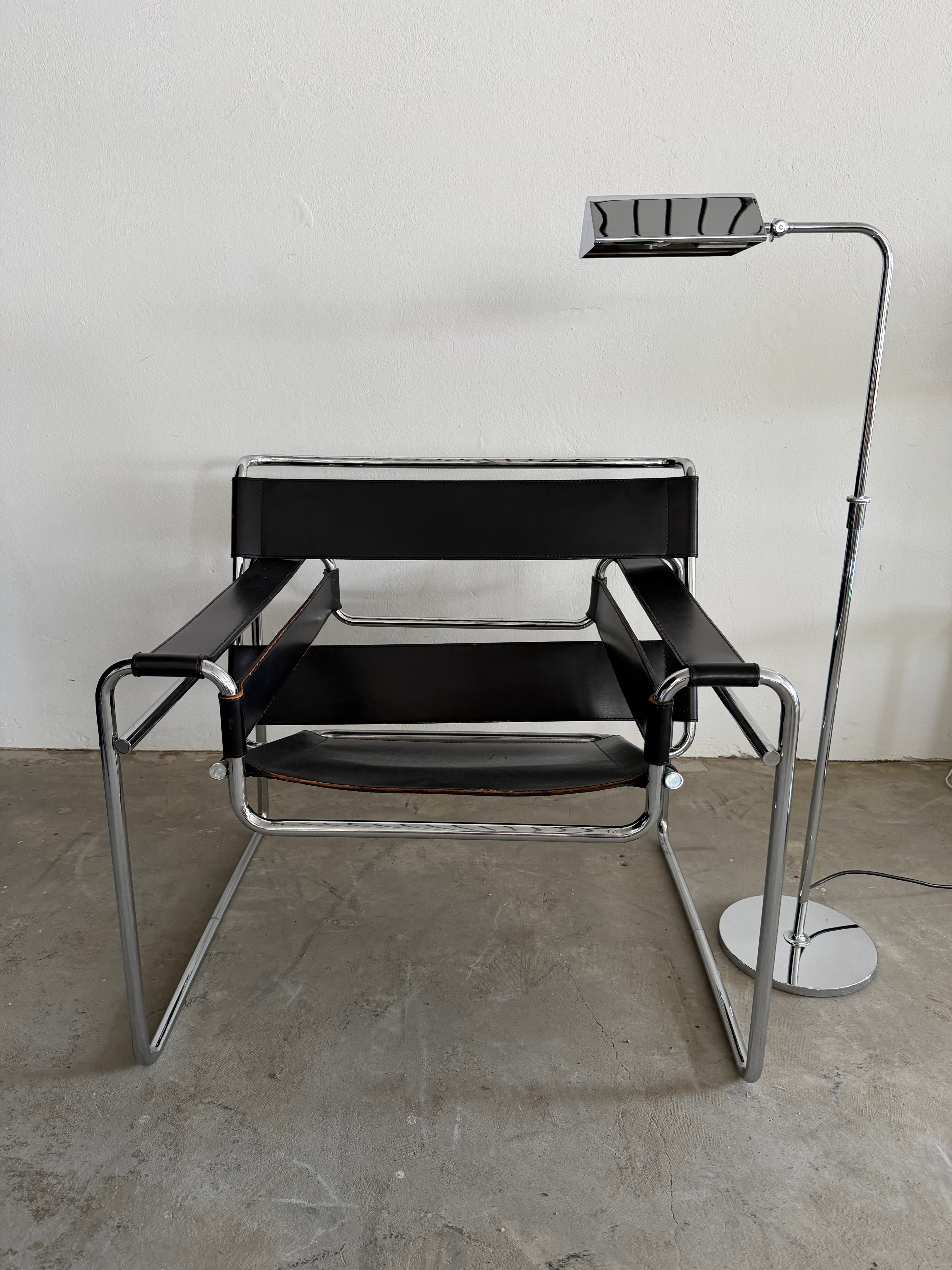 Florian Schulz Stehlampe, 1970er – Verchromte Hollywood Regency Designleuchte – Höhenverstellbar & Schwenkbar – Vintage Deutschland