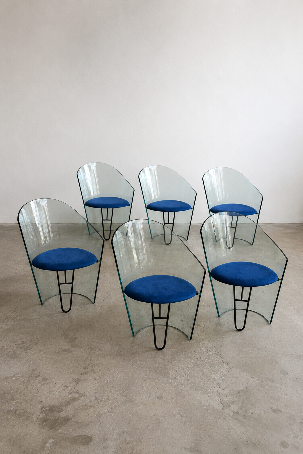 Rare Italian Orion Glass Chair, 1995 – Postmodern Curved Glass Armchair, Blue Alcantara