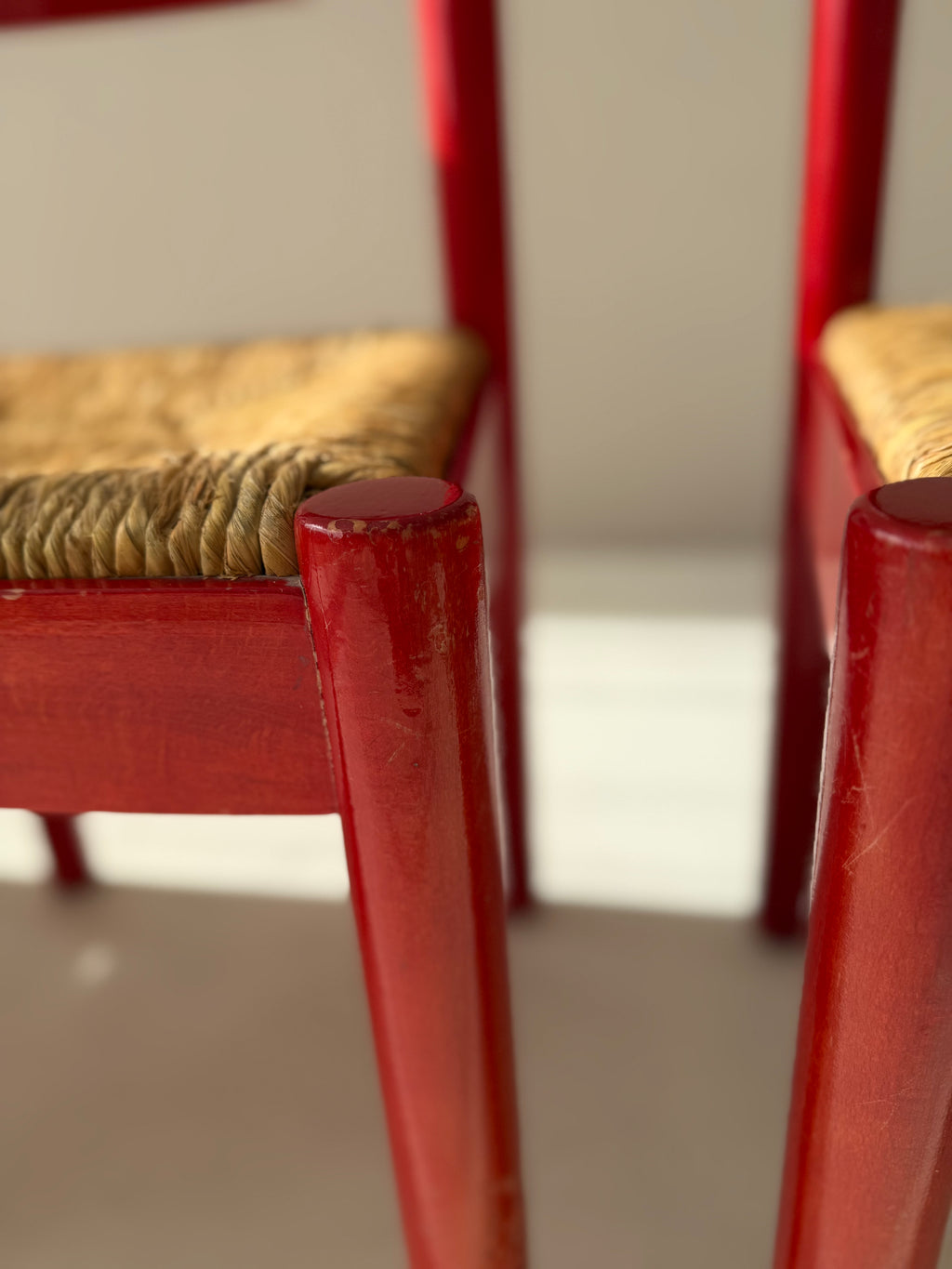 SET of 4 Vintage Red Carimate Chairs style by Vico Magistretti / Wooden Dining Chairs with Woven Seat / Made in Italy / 1970s