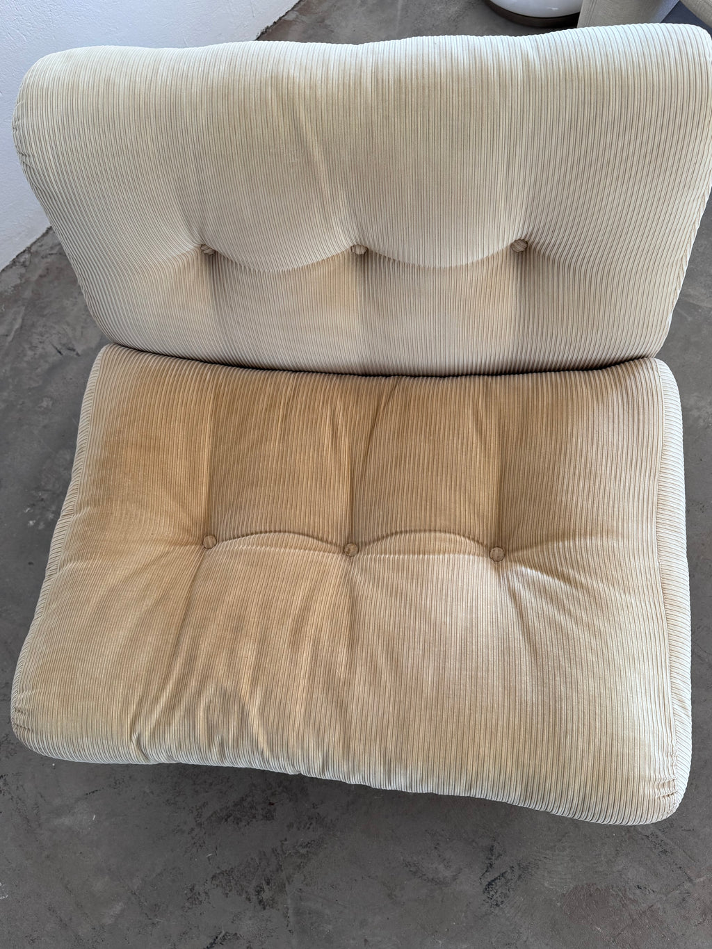 Amanta armchair Sessel by Mario Bellini braune Fiberglass Schale heller Bezugsstoff, C&B Italia