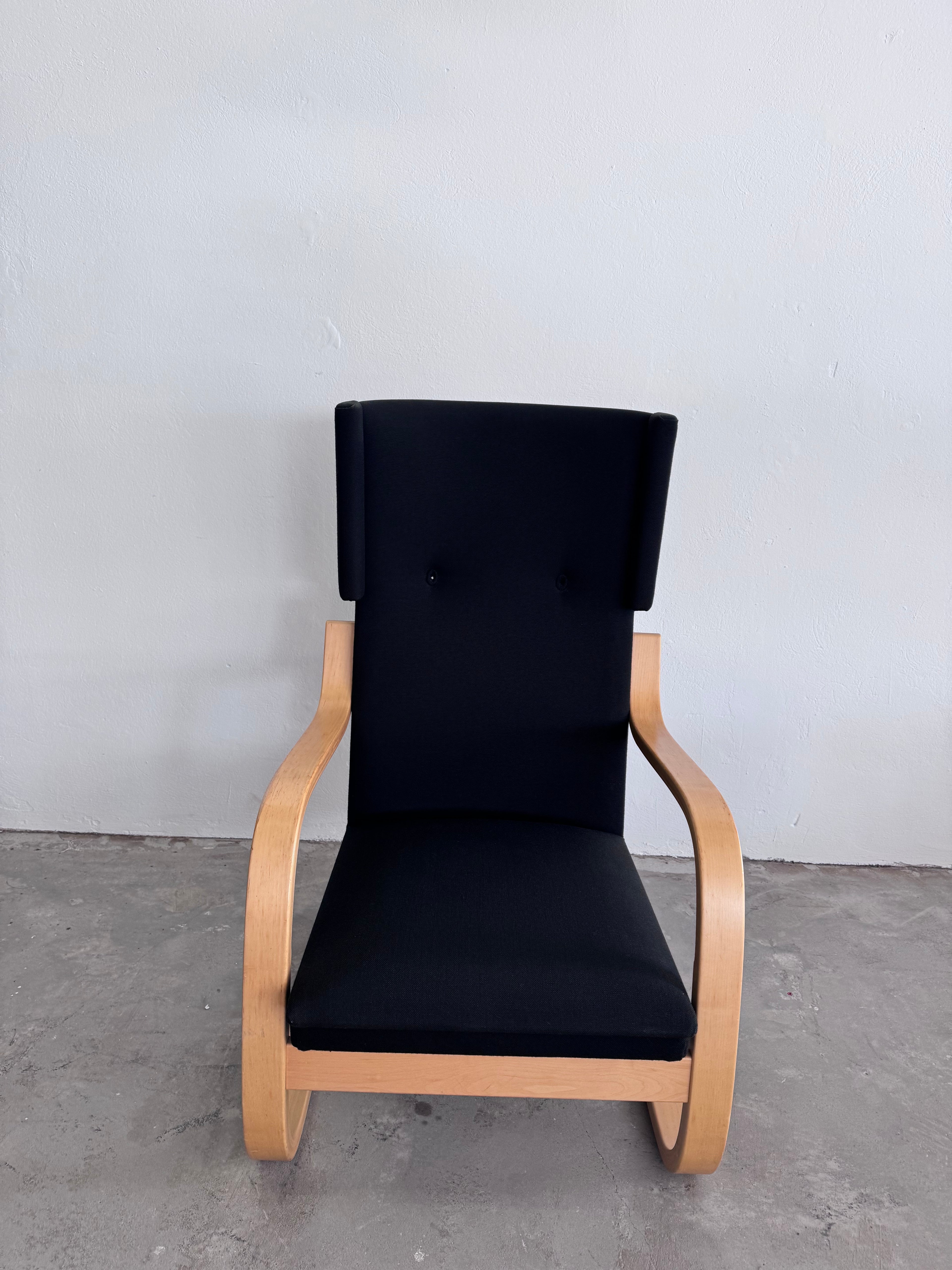 Alvar Aalto 36/401 Freischwinger Sessel für Artek, 1950er – Birke & schwarzer Stoff, Mid-Century Design