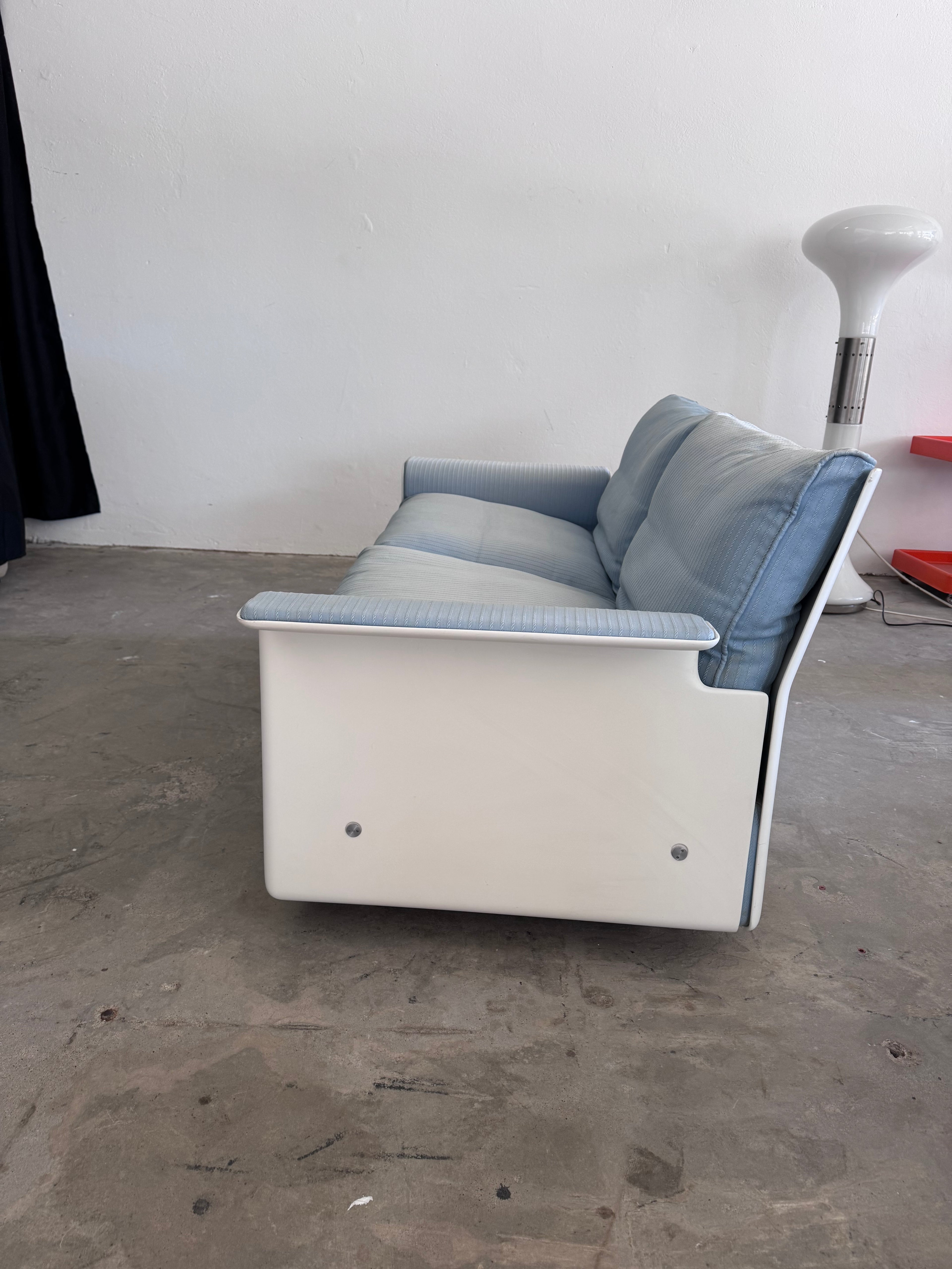 Vitsoe 620 2-Sitzer Sofa von Dieter Rams | Weißes Fiberglas | Original Vintage Designklassiker
