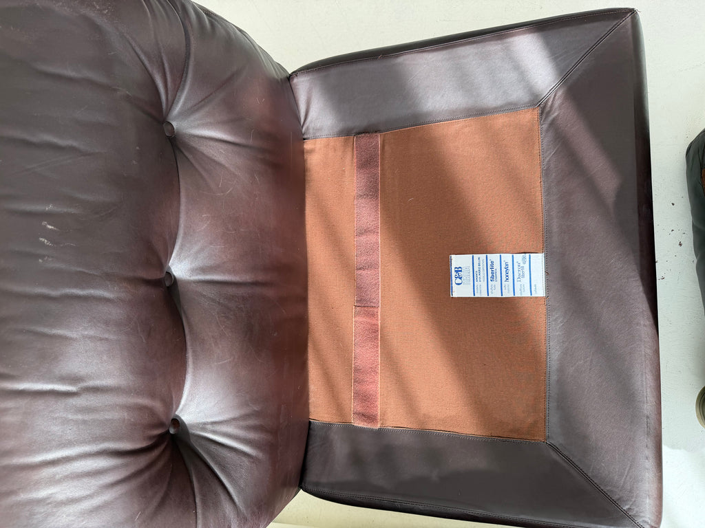 1/5 Vintage Amanta Lounge Chair by Mario Bellini for C&B Italia, Original Leather & Fiberglass, 1970s Italian Design
