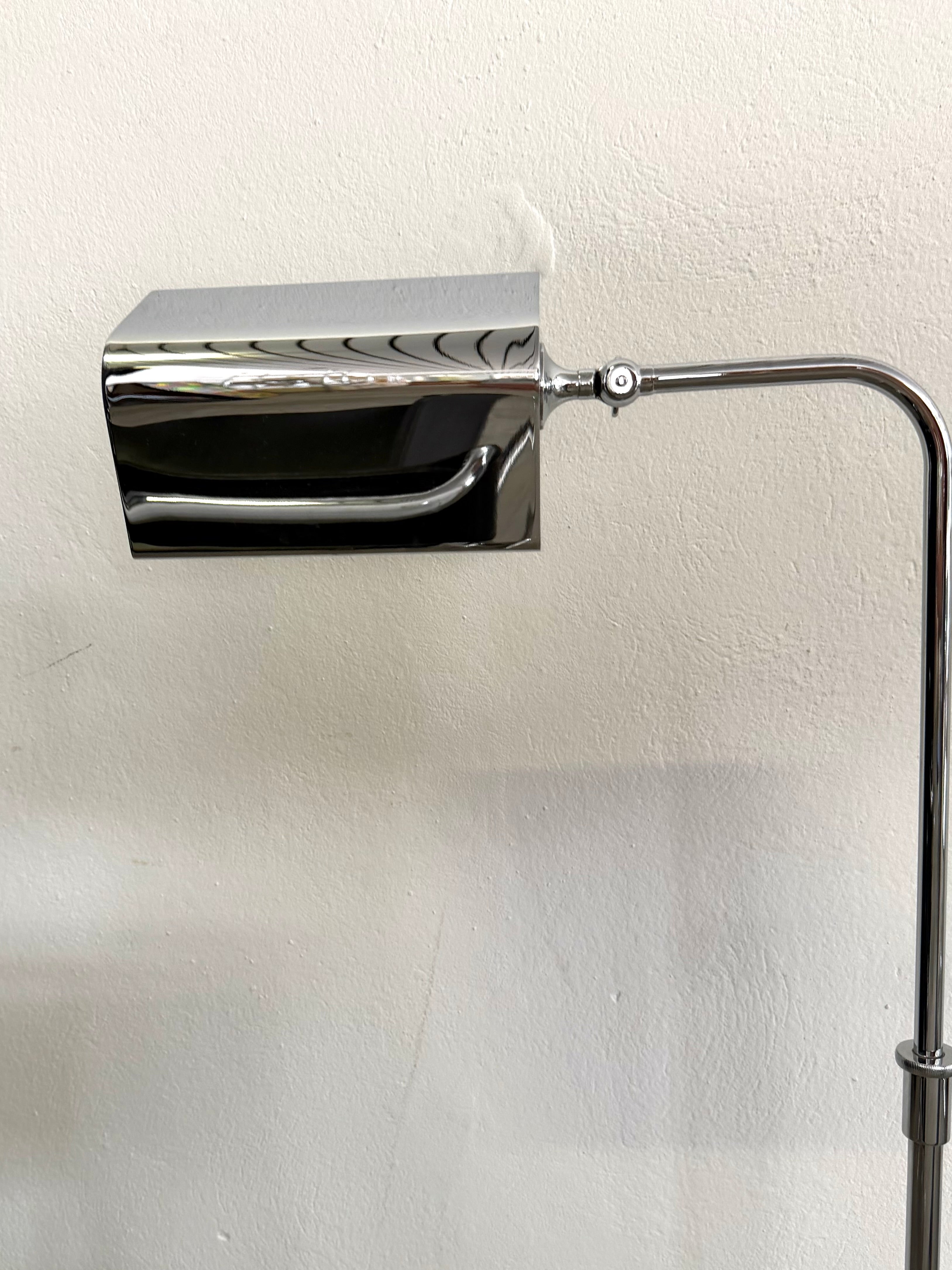 Florian Schulz Stehlampe, 1970er – Verchromte Hollywood Regency Designleuchte – Höhenverstellbar & Schwenkbar – Vintage Deutschland
