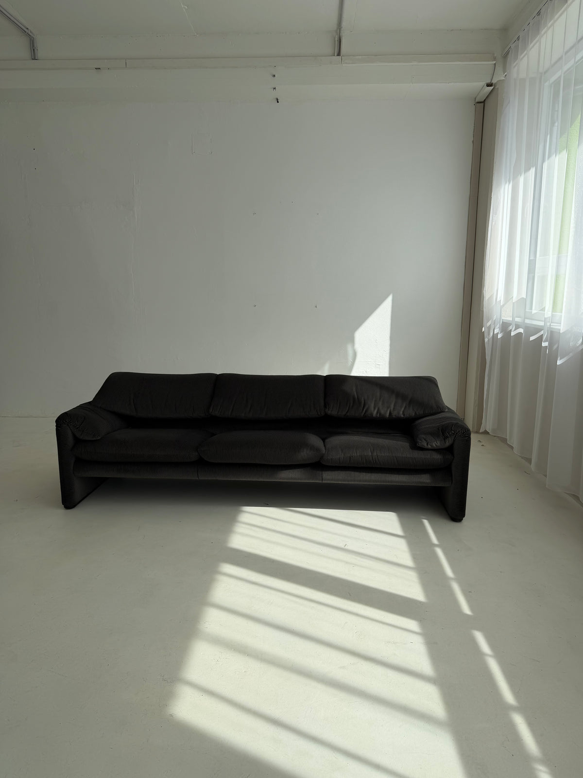 1970s Maralunga Three-Seater Sofa by Vico Magistretti for Cassina