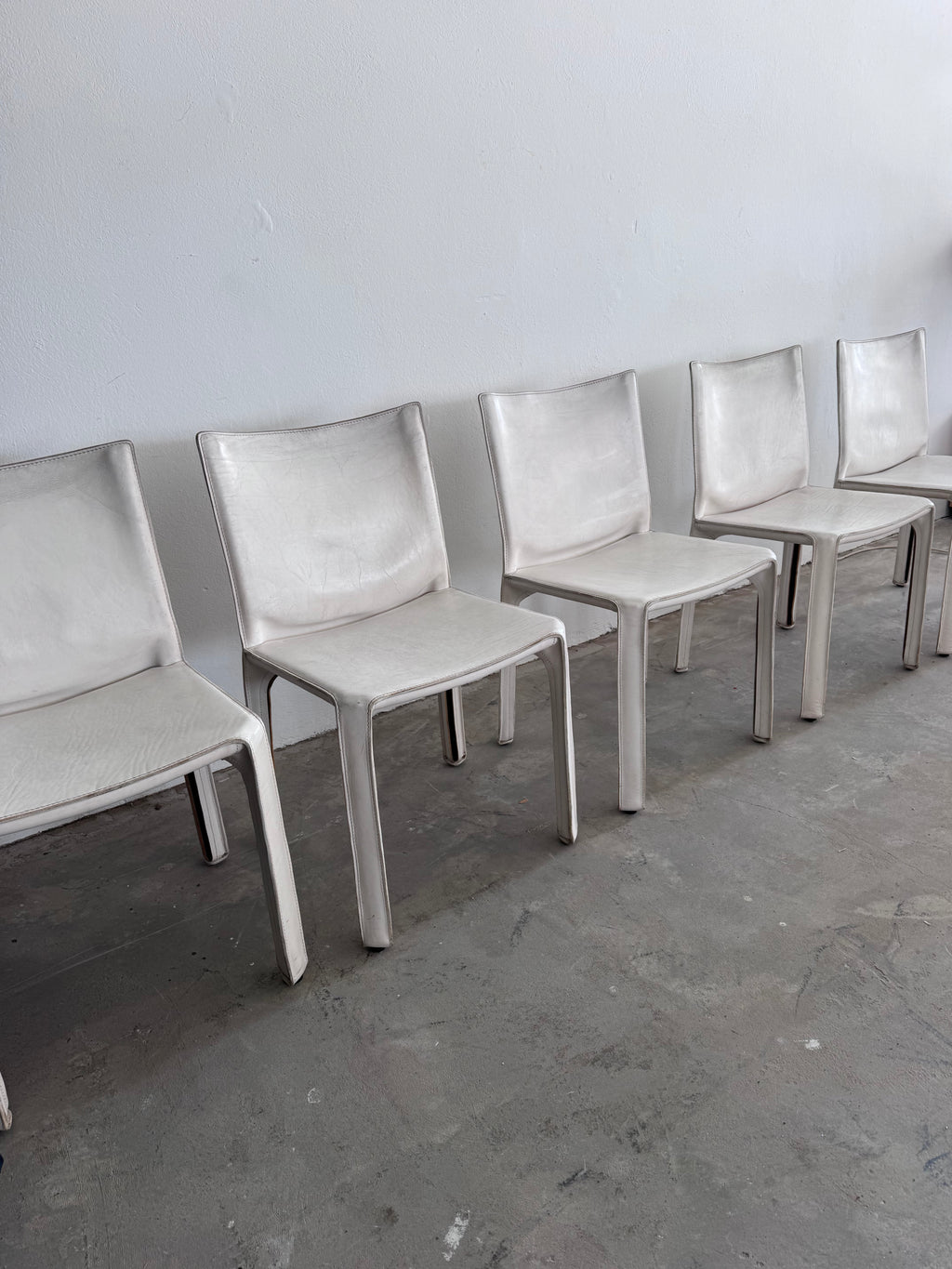 Mario Bellini CAB 412 Stuhl für Cassina | Weißes Leder | 1990er Vintage Designklassiker | Einzelverkauf (6 verfügbar)