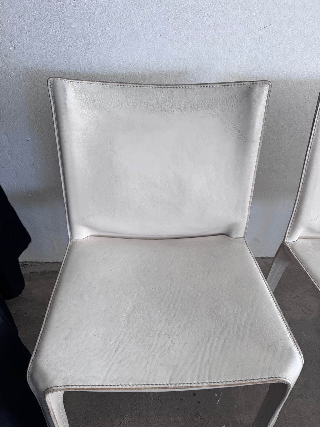 Mario Bellini CAB 412 Stuhl für Cassina | Weißes Leder | 1990er Vintage Designklassiker | Einzelverkauf (6 verfügbar)