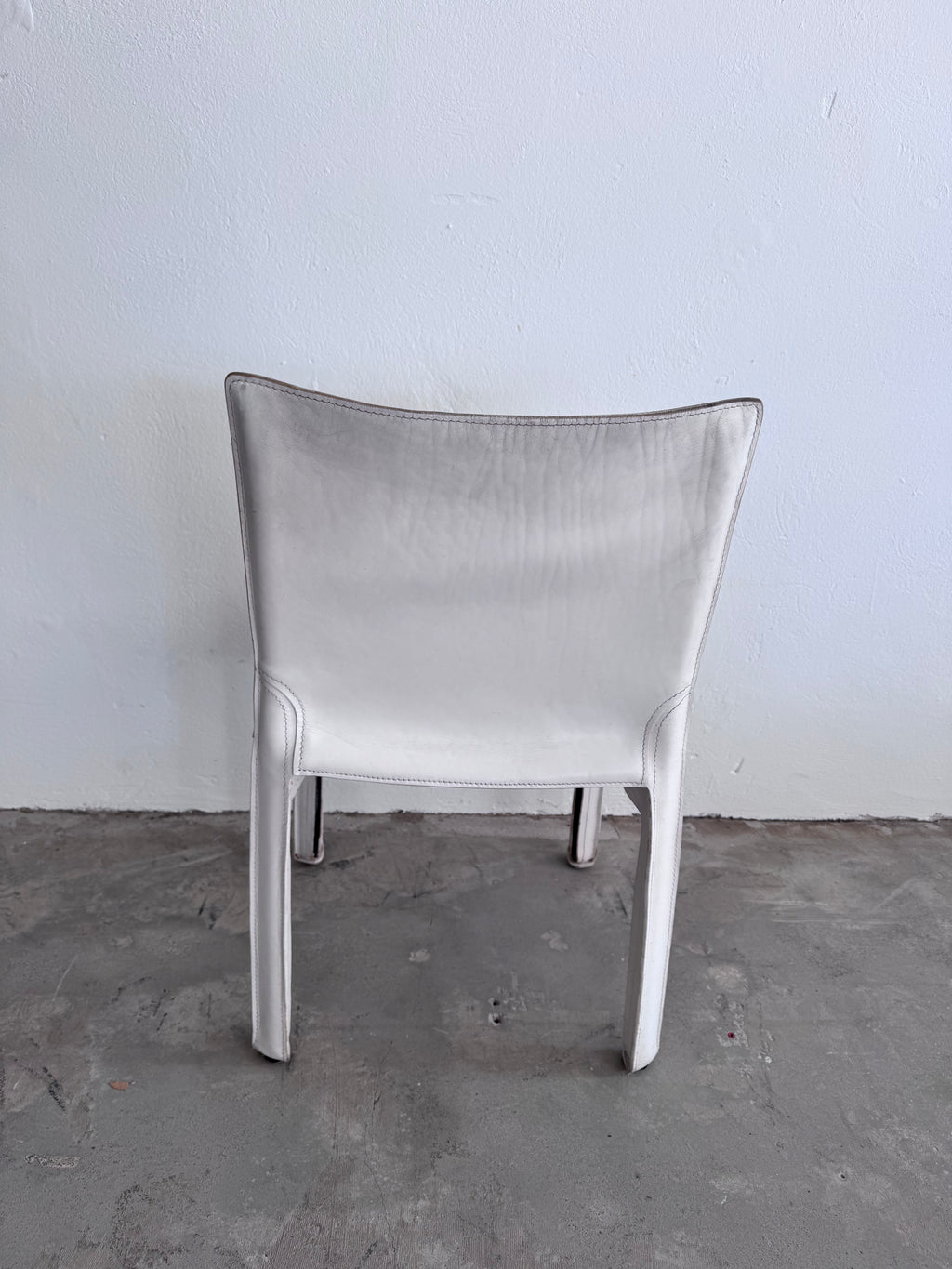 Mario Bellini CAB 412 Stuhl für Cassina | Weißes Leder | 1990er Vintage Designklassiker | Einzelverkauf (6 verfügbar)