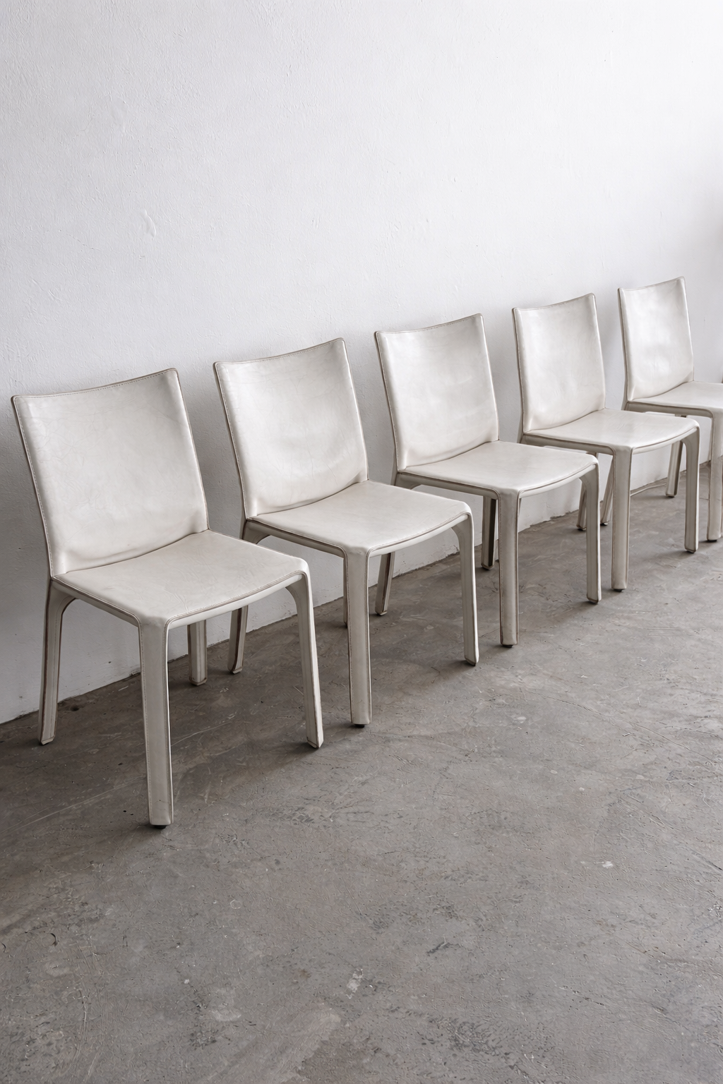 Mario Bellini CAB 412 Stuhl für Cassina | Weißes Leder | 1990er Vintage Designklassiker | Einzelverkauf (6 verfügbar)