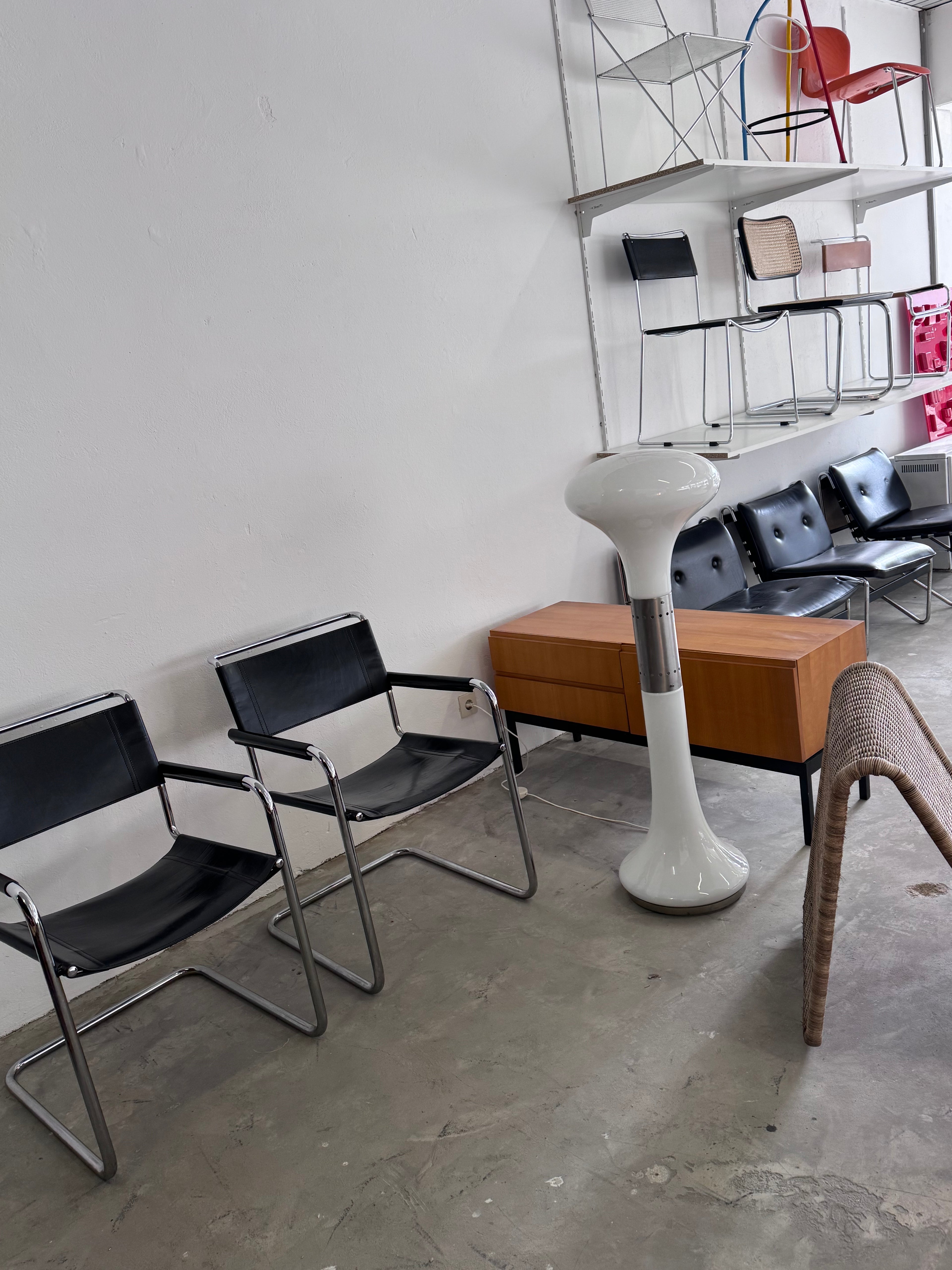 Mart Stam Lederstuhl für Jox Interni Italien | Vintage Design Klassiker | Schwarzes Leder & Chromstahl