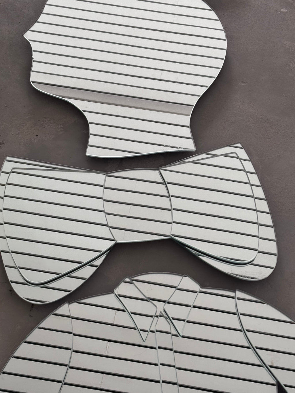 Komplettes Spiegel Set Hat Man von Georges Mathias 1970er Hut Kopf Fliege und Jackett