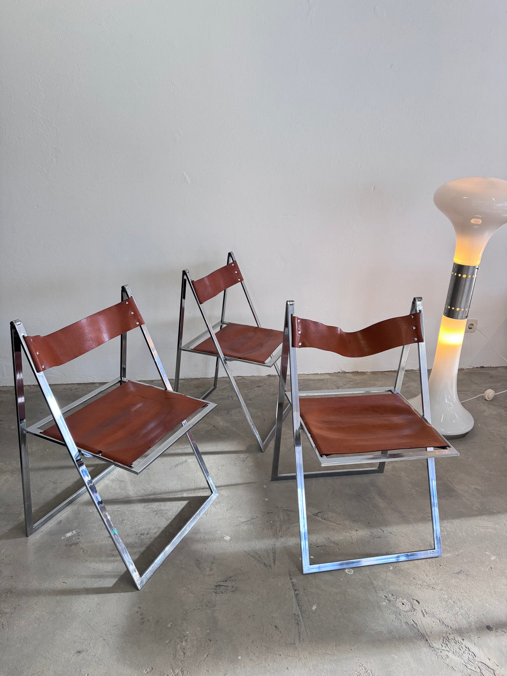 Vintage „Elios“ Klappstühle von Fontoni  Geraci für Lübke Cognac Sattelleder & Chrom – Mid-Century Modern – Restauriert