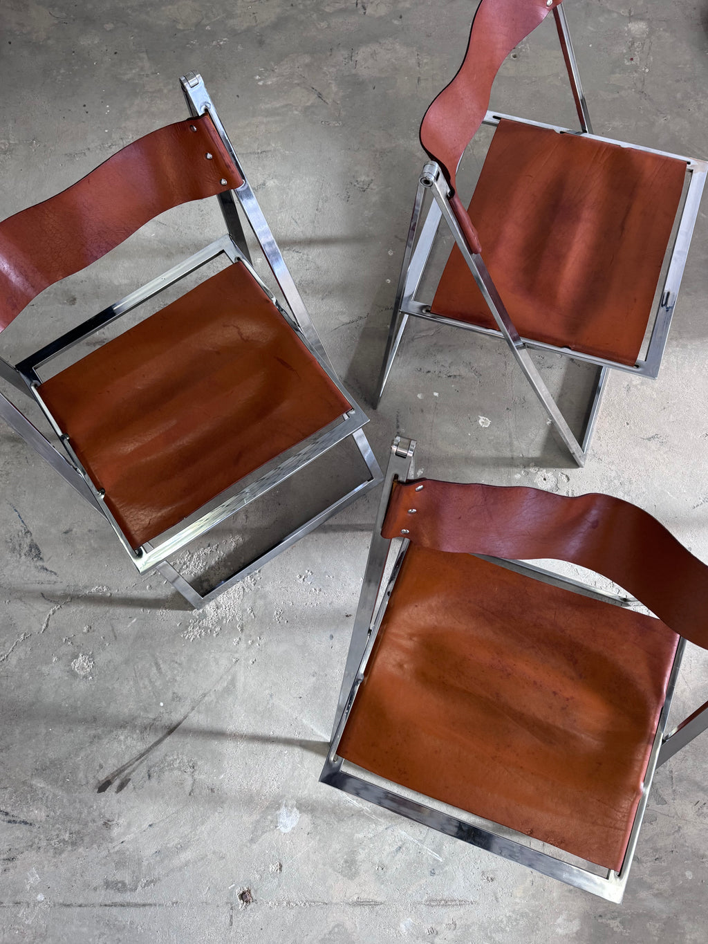 Vintage „Elios“ Klappstühle von Fontoni  Geraci für Lübke Cognac Sattelleder & Chrom – Mid-Century Modern – Restauriert