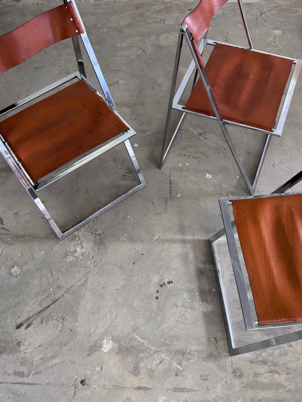 Vintage „Elios“ Klappstühle von Fontoni  Geraci für Lübke Cognac Sattelleder & Chrom – Mid-Century Modern – Restauriert