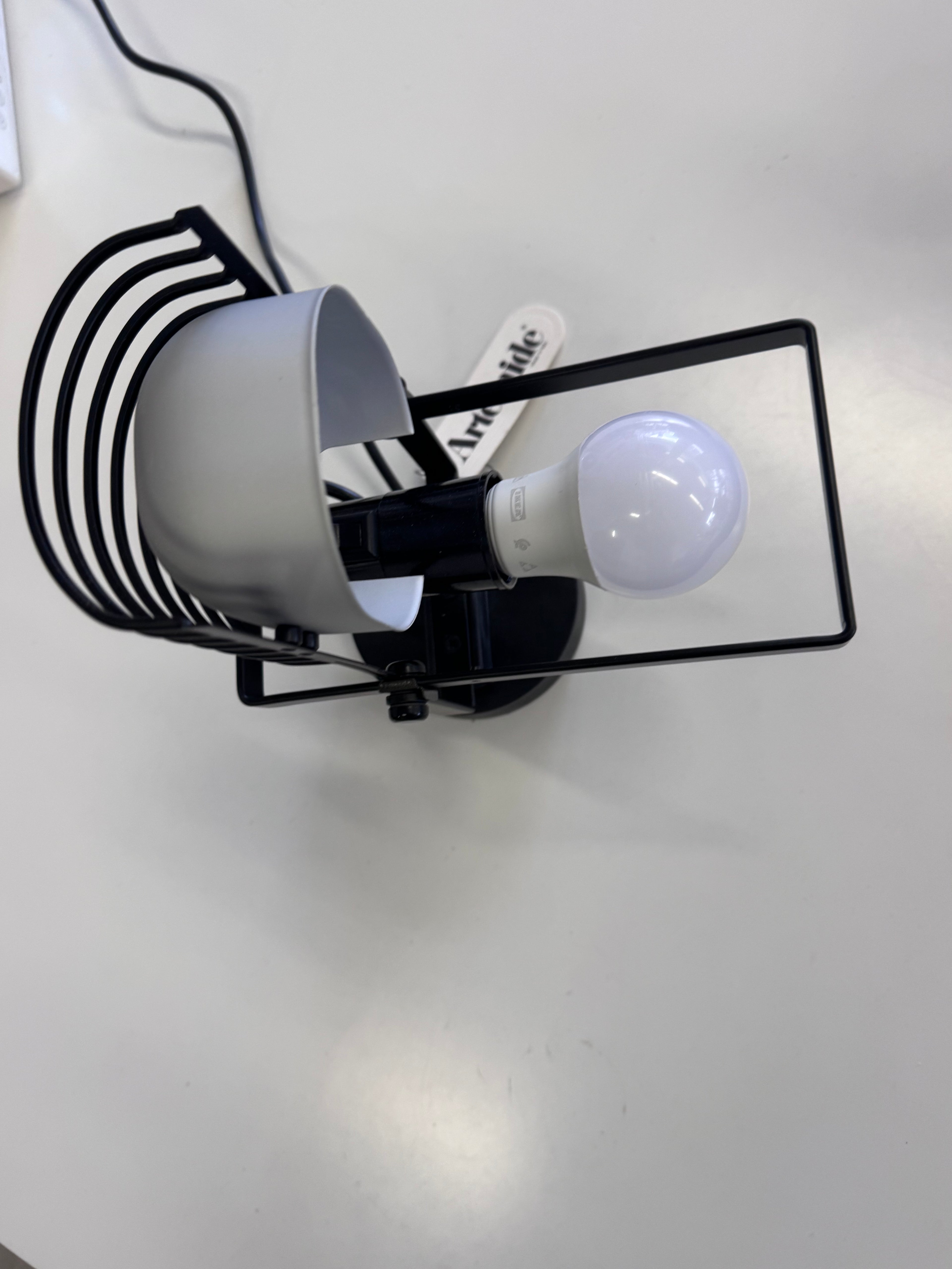 Vintage Artemide „Sintesi Faretto“ von Ernesto Gismondi – Tisch- und Wandleuchte aus den 1970er Jahren, originalverpackt