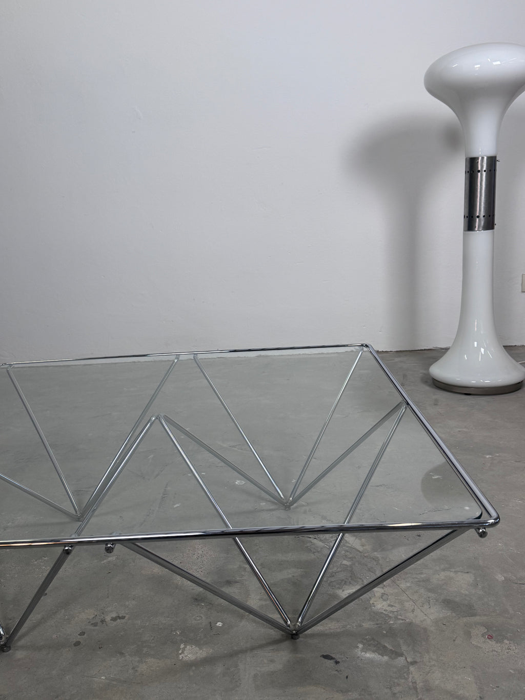 Paolo Piva Alanda Couchtisch für B&B Italia, verchromter Stahl und Glas  Italien um 1980
