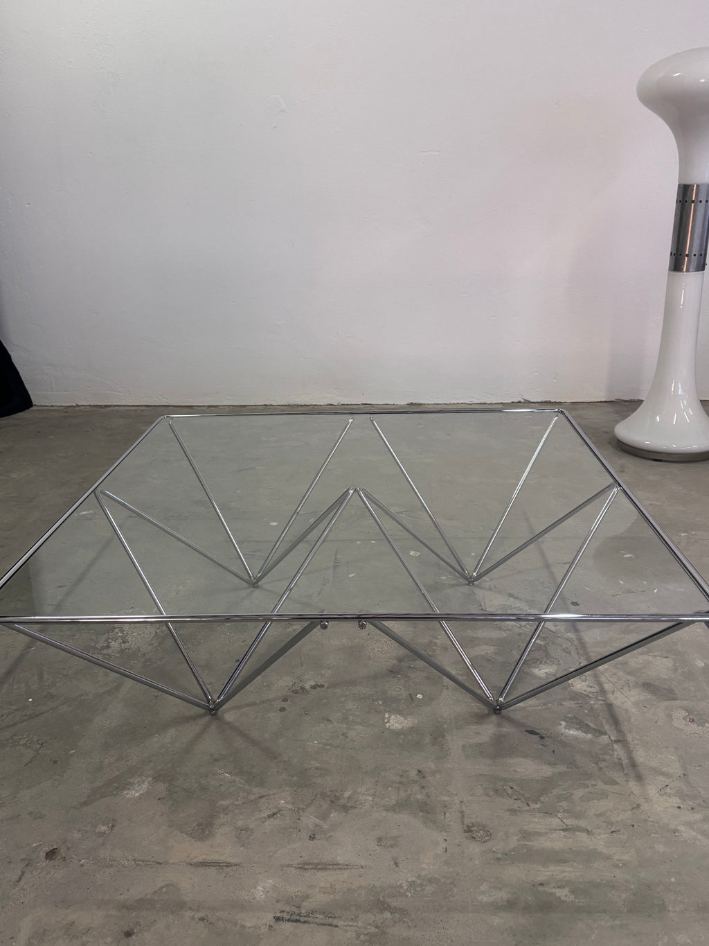Paolo Piva Alanda Couchtisch für B&B Italia, verchromter Stahl und Glas  Italien um 1980