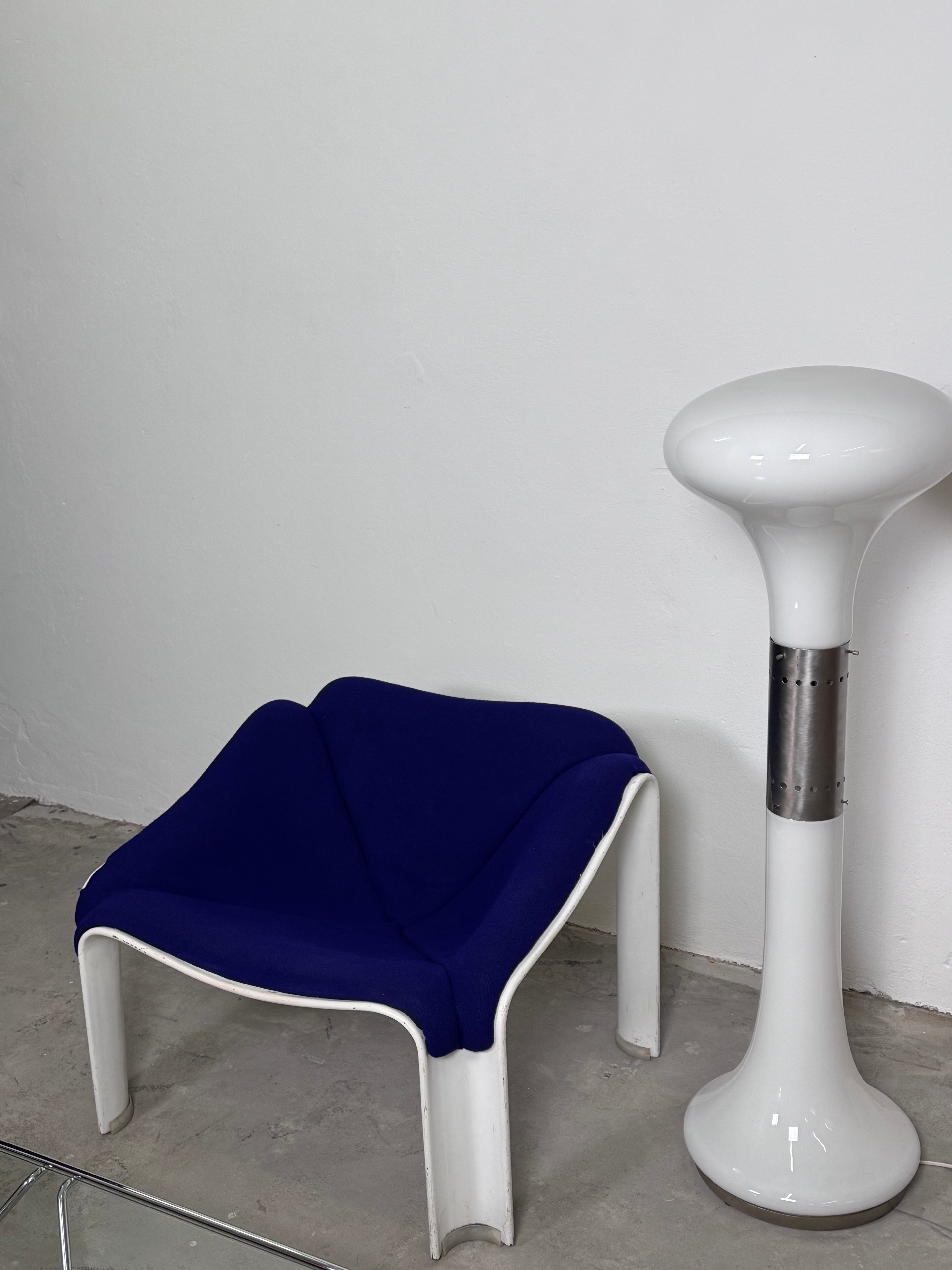 Pierre Paulin F300 Lounge Chair – Artifort, 1960s | Space Age Mid-Century Modern Icon