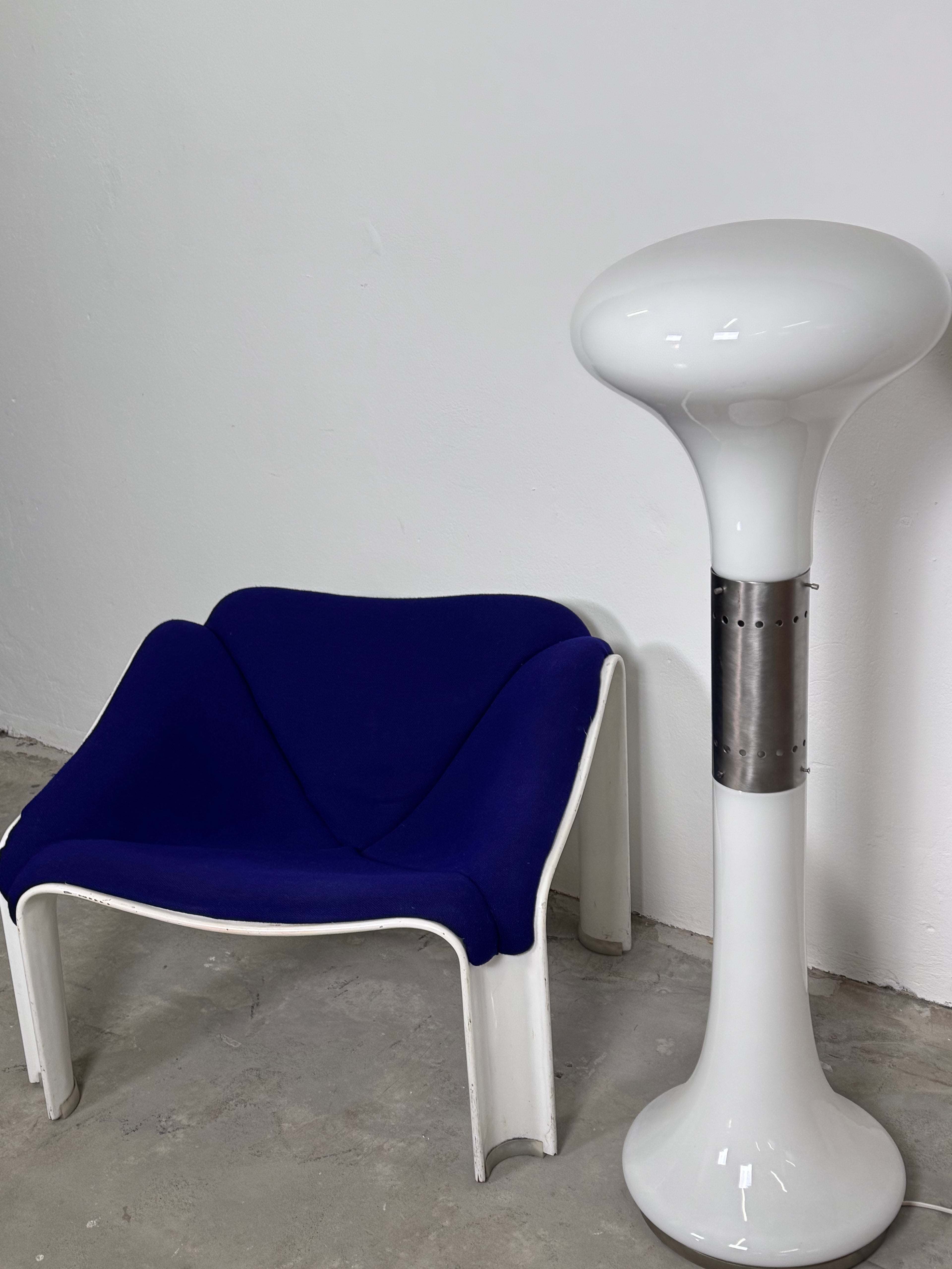 Pierre Paulin F300 Lounge Chair – Artifort, 1960s | Space Age Mid-Century Modern Icon
