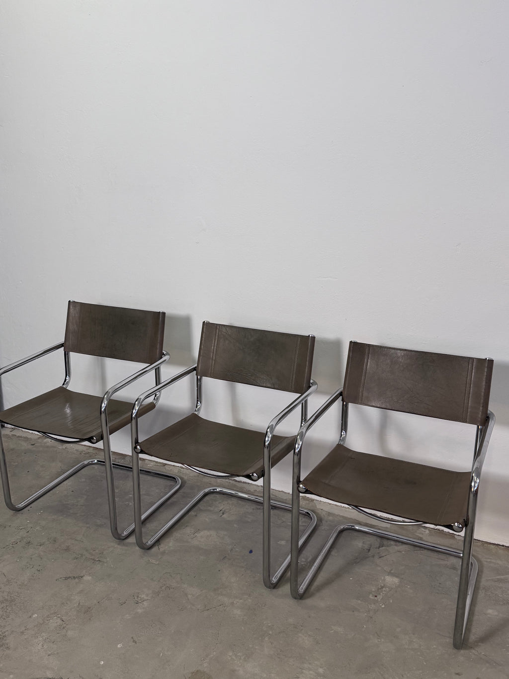 Grauer Modell MG5 Ledersessel von Mart Stam & Marcel Breuer für Matteo Grassi, 1980er